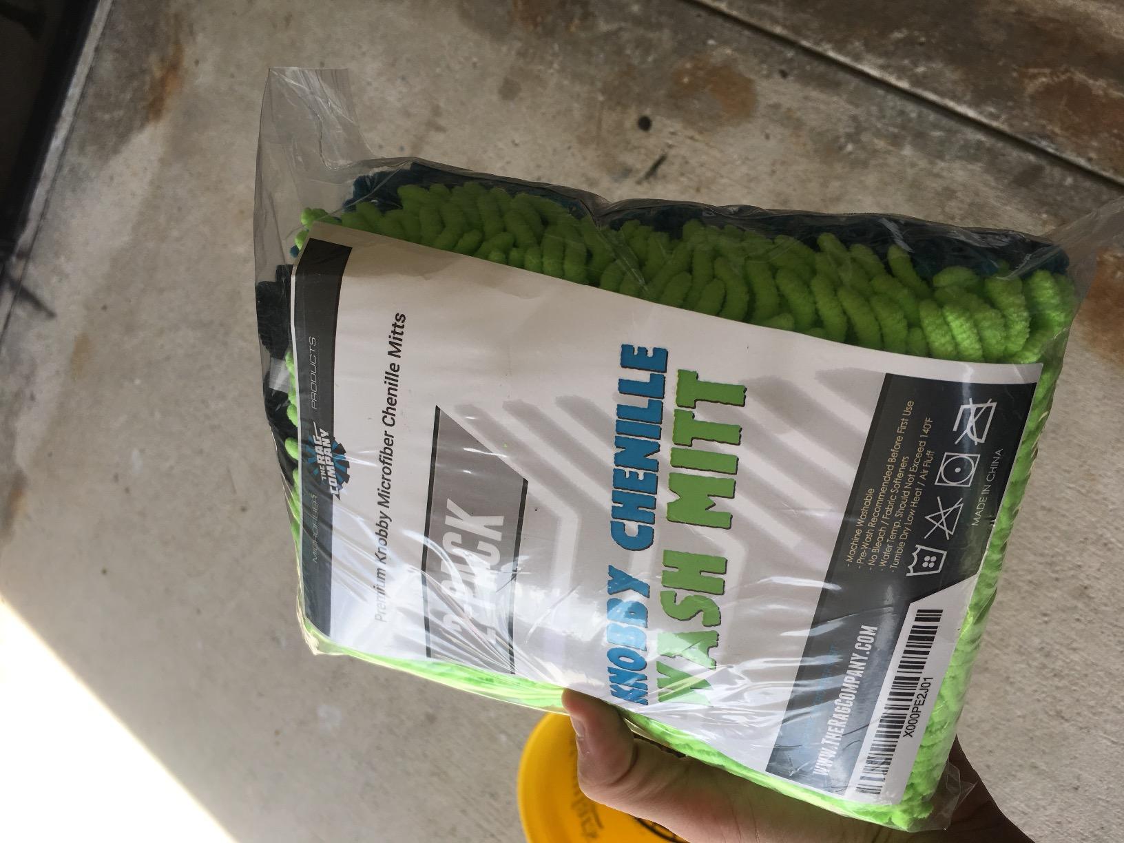 The Rag Company - Premium Chenille Microfiber Knobby Wash Mitts - Perfect for Car Washing and Detailing; Scratch-Free, Lint-Free, Double-Sided, Plush, and Absorbent; Lime Green + Blue (2-Pack) customer photo 2
