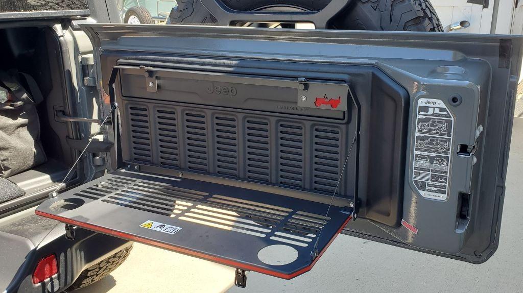 Mopar 82215416AB Tailgate Table Jeep Wrangler customer photo 1