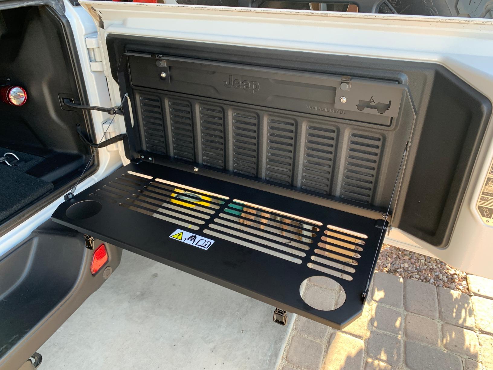 Mopar 82215416AB Tailgate Table Jeep Wrangler customer photo 2