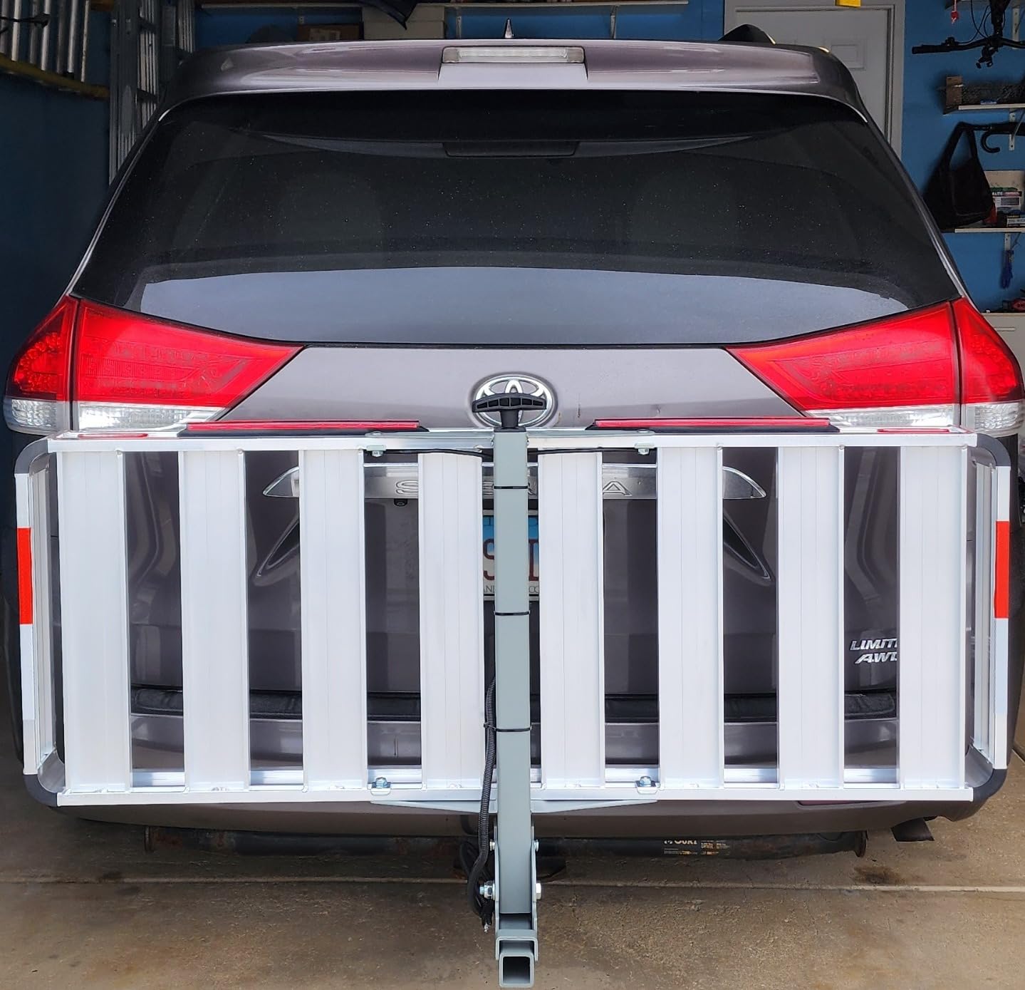 ELEVATE OUTDOOR Aluminum Cargo Carrier, 500 lb Cap, Folding Hitch Rack, 60