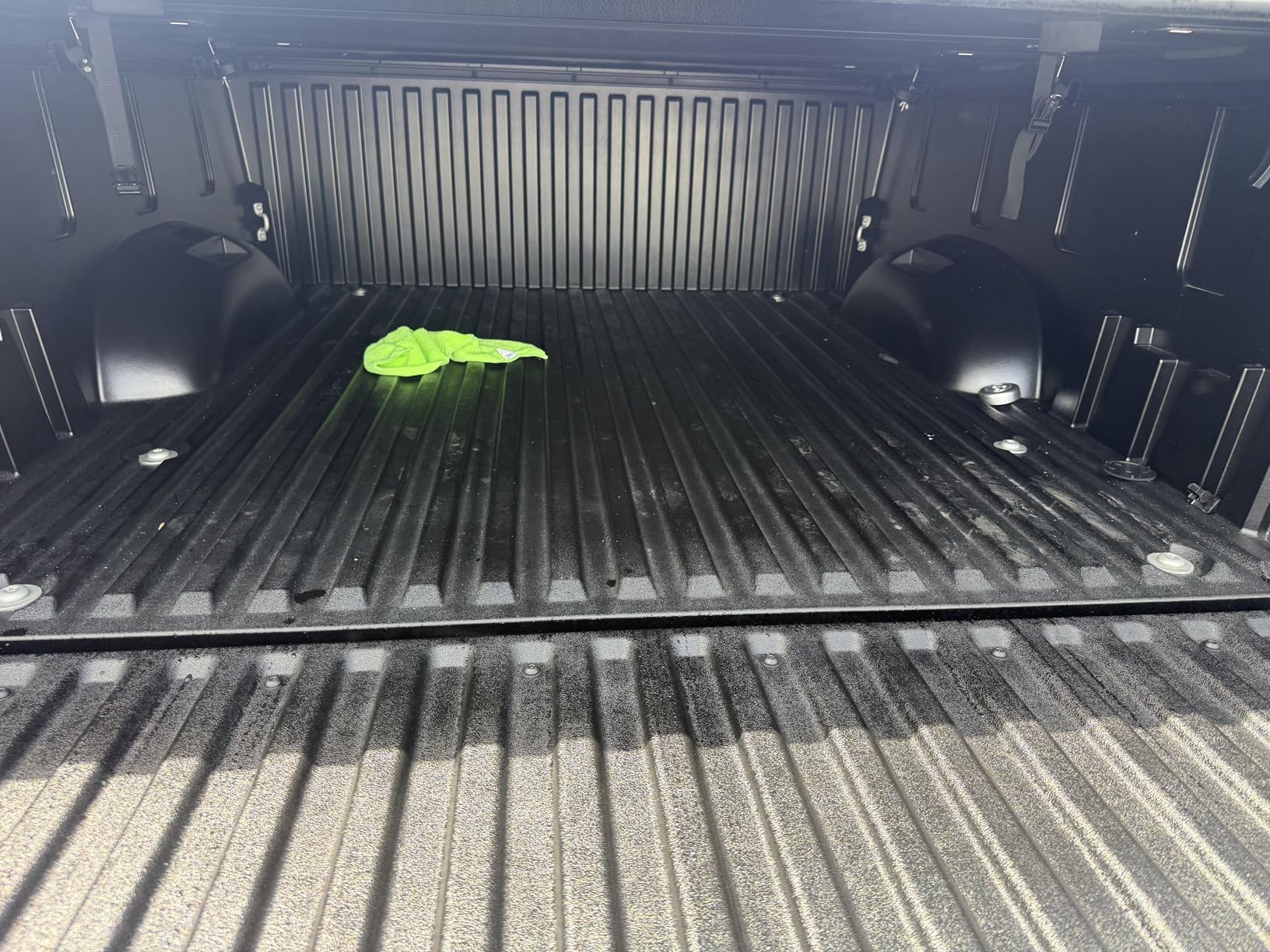 Toptiny Hard Folding Truck Bed Tonneau Cover HTF034 Fits 2022-2026 Toyota Tundra 5‘6