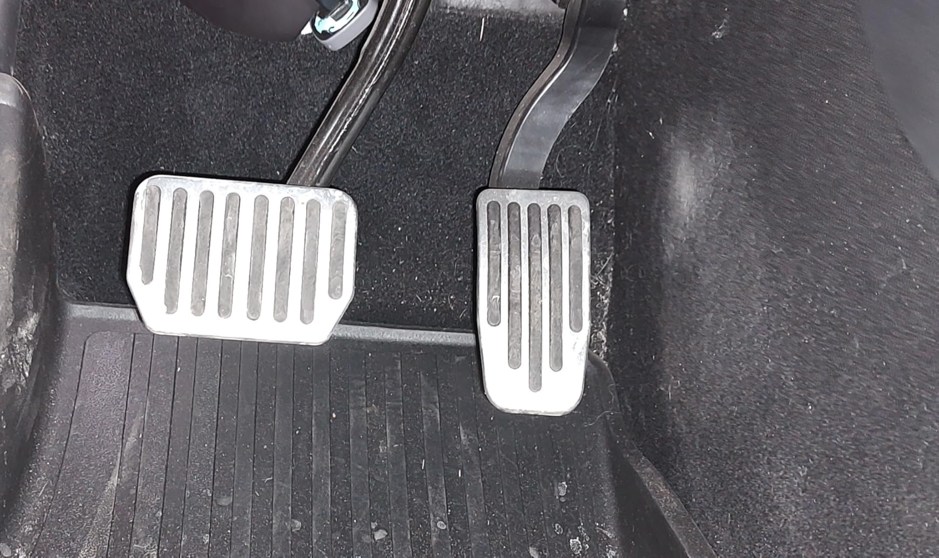 Auto Aluminum Pedal Covers Accessories, Non-Slip Performance Foot Pedal Pads Set, Brake Accelerator Pedal Covers Compatible with Tesla 2016-2025 Model 3 Model Y, Black customer photo 2