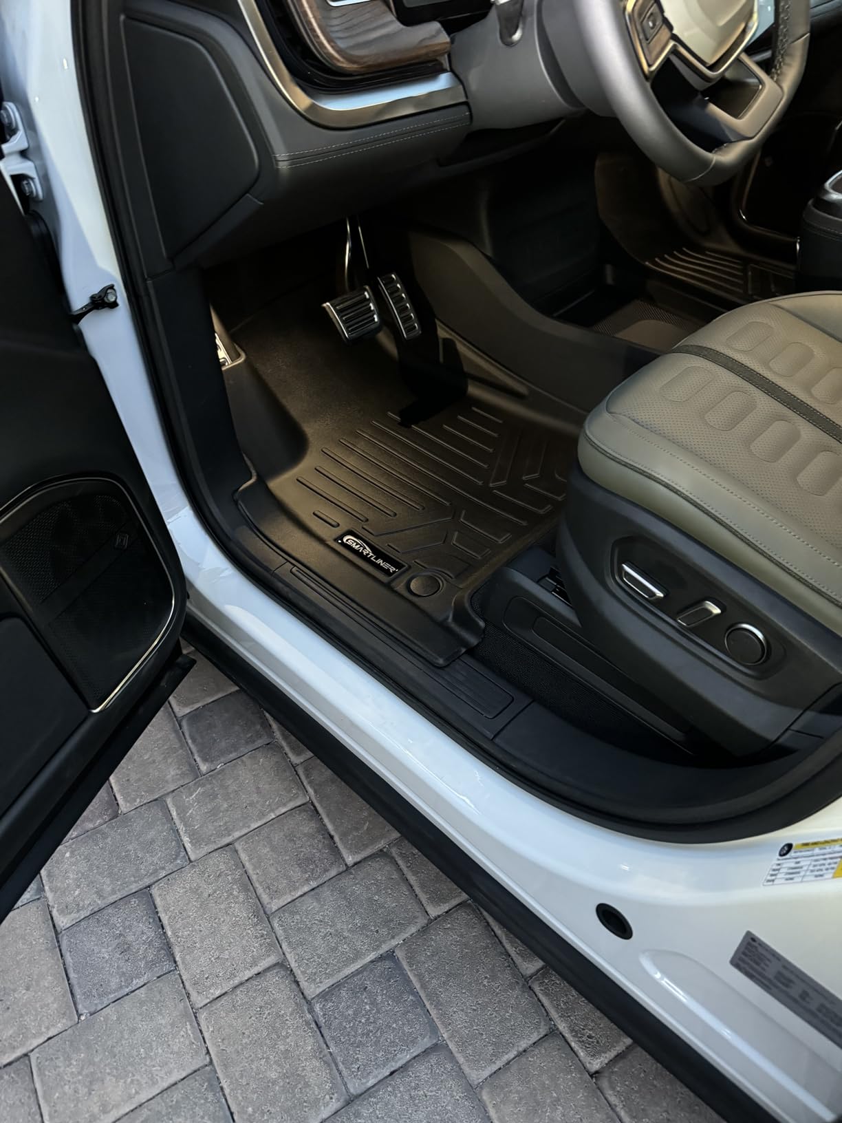 SMARTLINER Custom Fit All Weather 2 Row Floor Mat Liner Set Compatible with 2022-2024 Rivian R1T customer photo 2