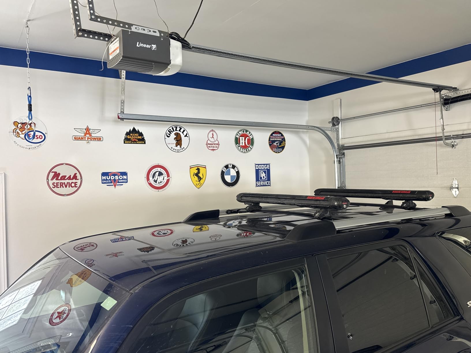Wonderdriver Roof Rack Cross Bars Compatible with Toyota 4Runner 2010-2024 (with Factory Side Rails), Heavy Duty 220lb Aluminum Crossbars Rooftop Cargo Bag Kayak Bike Luggage Snowboard Skiboard customer photo 2