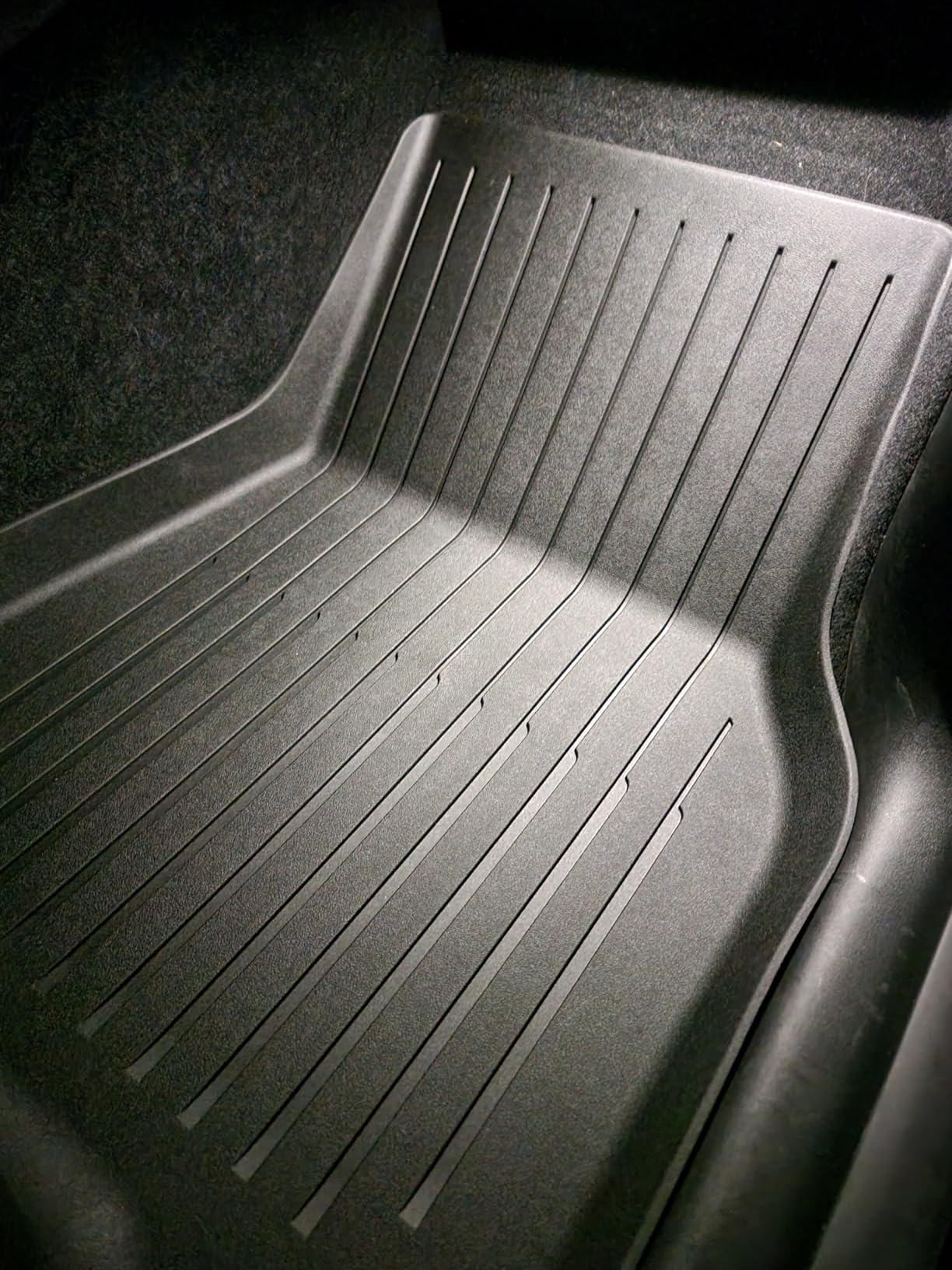 SUPER LINER Tesla Model 3 Floor Mats 2025 2026 2024 | Custom Fit All-Weather 8-Piece Set TPE Material | Tesla Model 3 Highland Floor Mats & Seatback Mats & Cargo Liner customer photo 2