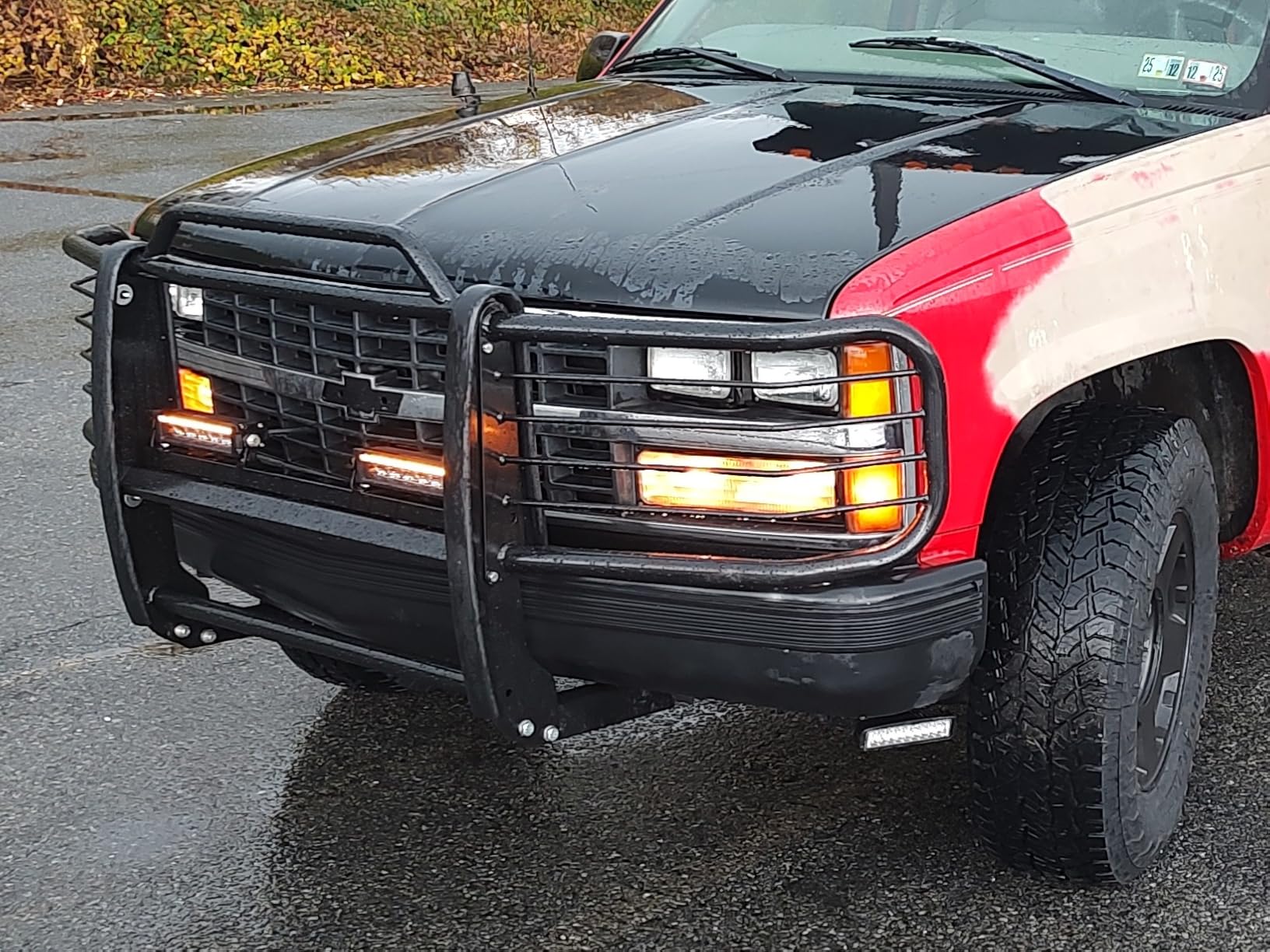 Brush Guard Grille Guard fit for Ford F250/F350/F450/F550 Super Duty 1999-2007 & Excursion SUV 2000-2006 Steel Pickup Trucks Brush Guard Front Bumper Protector Black customer photo 1