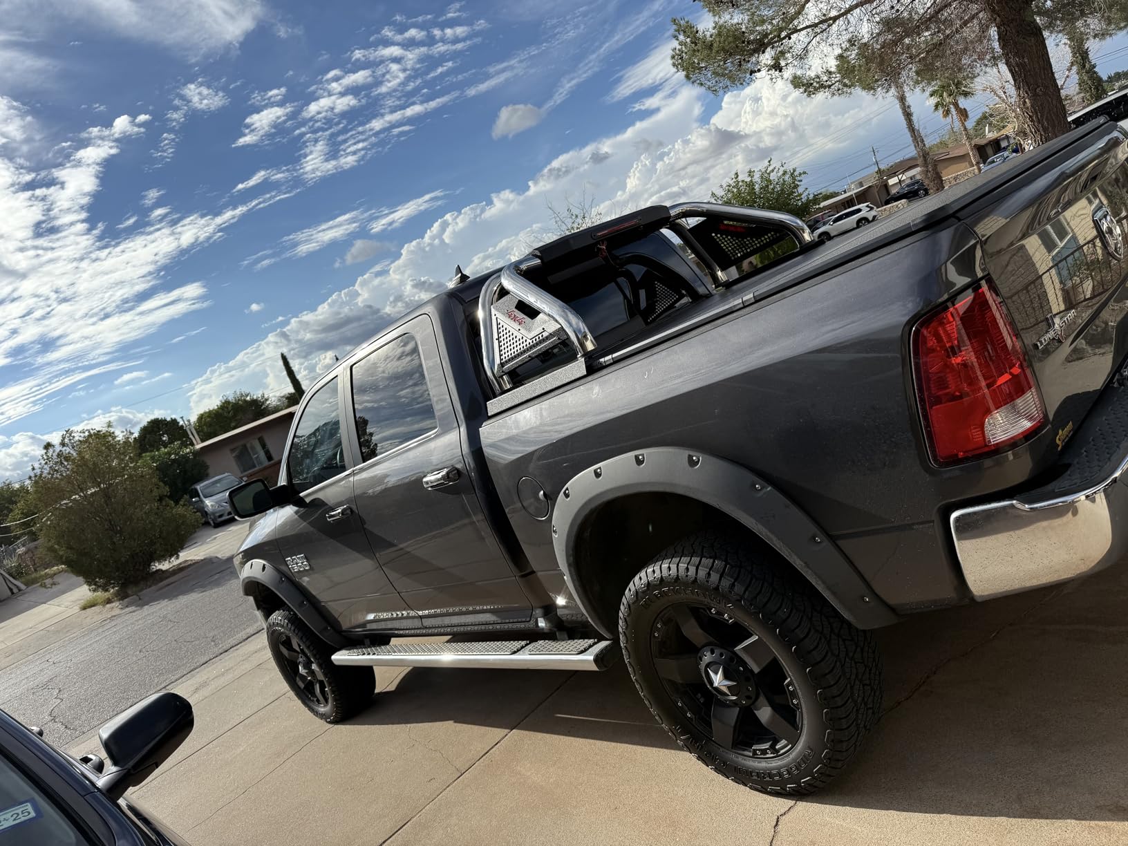 SYHVU Stainless Steel Roll Bar for Truck, Adjustable Truck Bed Sport Bar Chase Rack for Full-Size Pickups customer photo 1