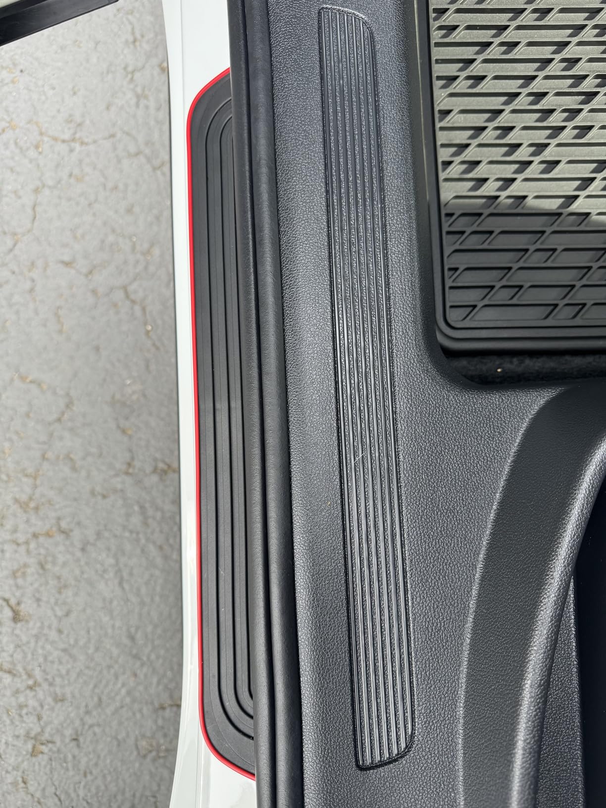 AICEL Car Door Sill Plate Protectors, 4 Pcs PVC Soft Rubber Front/Rear Door Sill Scuff Plate Guard customer photo 2