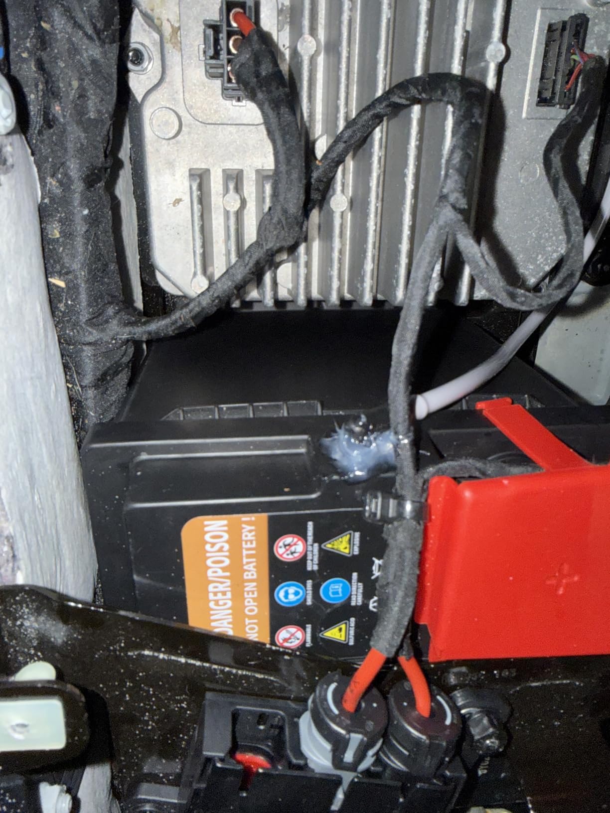Weize Platinum AGM Battery BCI Group 49-12v 95ah H8 Size 49 Automotive Battery, 160RC, 900CCA, 36 Months Warranty customer photo 1