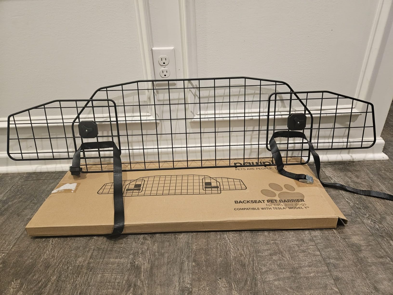 Pawple Dog Car Barrier Compatible with Tesla Model Y - Adjustable Large Pet Divider, Heavy-Duty Wire Mesh Fence customer photo 2