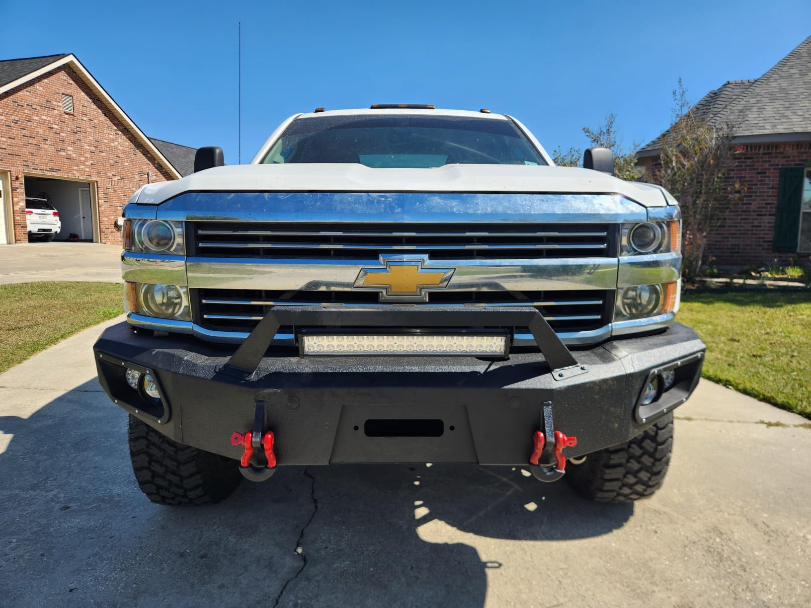YZONA for Ram 2500 3500 Front Bumper Compatible with 2010-2018 Dodge Ram 2500 3500 Off-Road Pickup Truck Bumper Equipped with Winch Plate, License Plate Bracket & D-rings, 5 x LED Lights, Sensor Holes customer photo 2