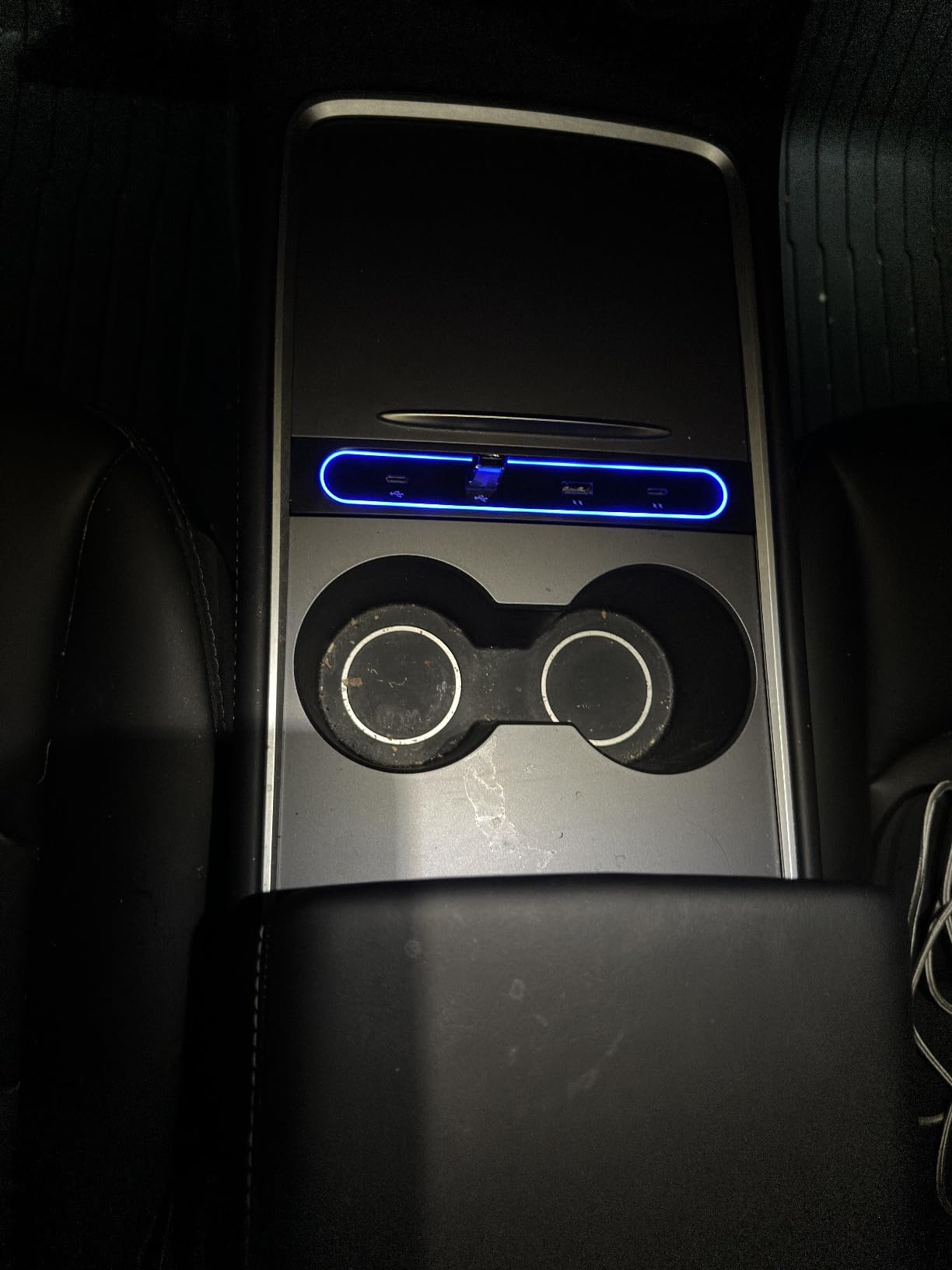VIJIM Tesla USB Hub for Model Y 2021-2024 Model 3 2021-2023 Center Console, Tesla Model 3/Y Accessories Docking Station, Support USB-C Fast Charging customer photo 1