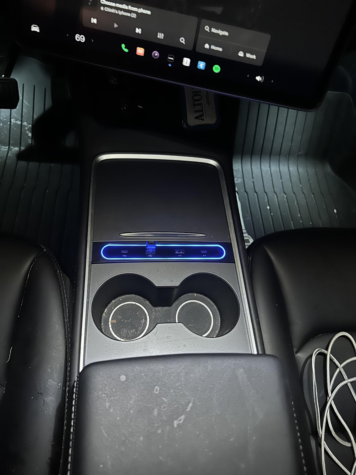 VIJIM Tesla USB Hub for Model Y 2021-2024 Model 3 2021-2023 Center Console, Tesla Model 3/Y Accessories Docking Station, Support USB-C Fast Charging customer photo 2