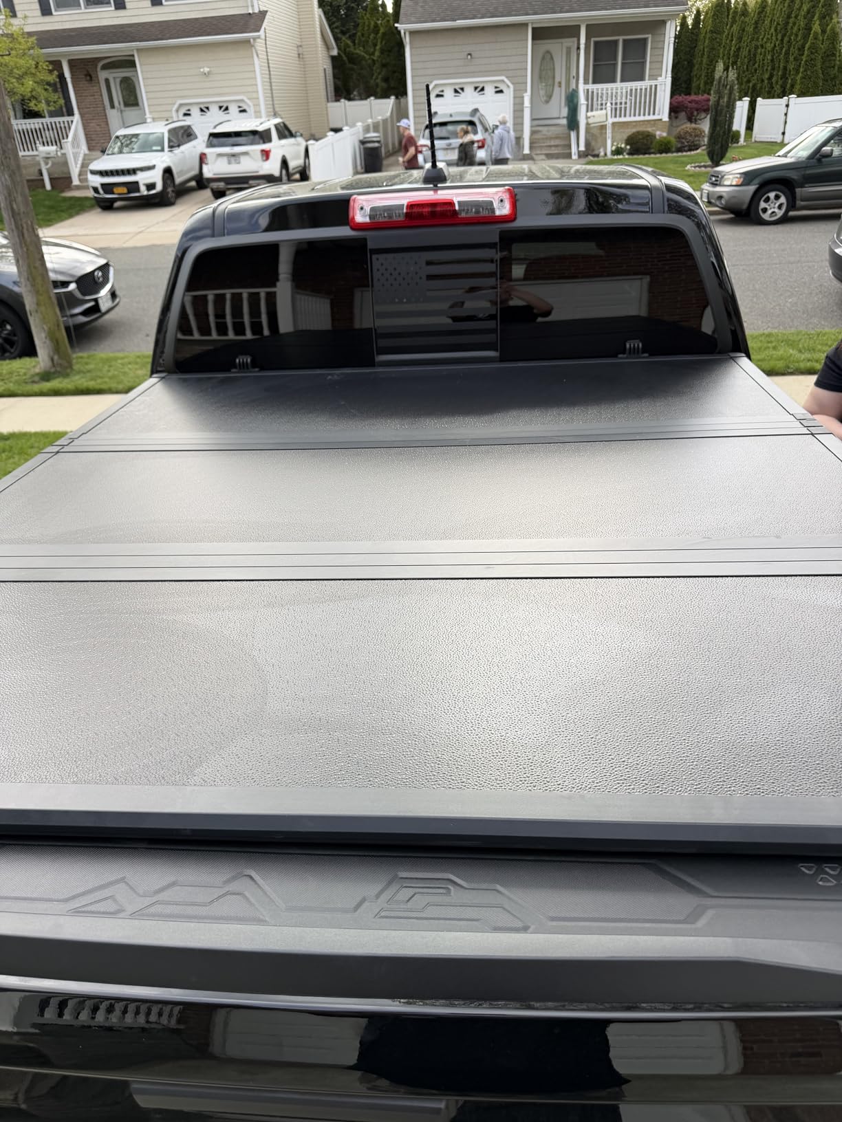 AUTOSAVER88 FRP Hard Tri-fold Truck Bed Tonneau Cover Compatible with Chevy Colorado/GMC Canyon 2015-2026 5.2 ft Bed customer photo 1