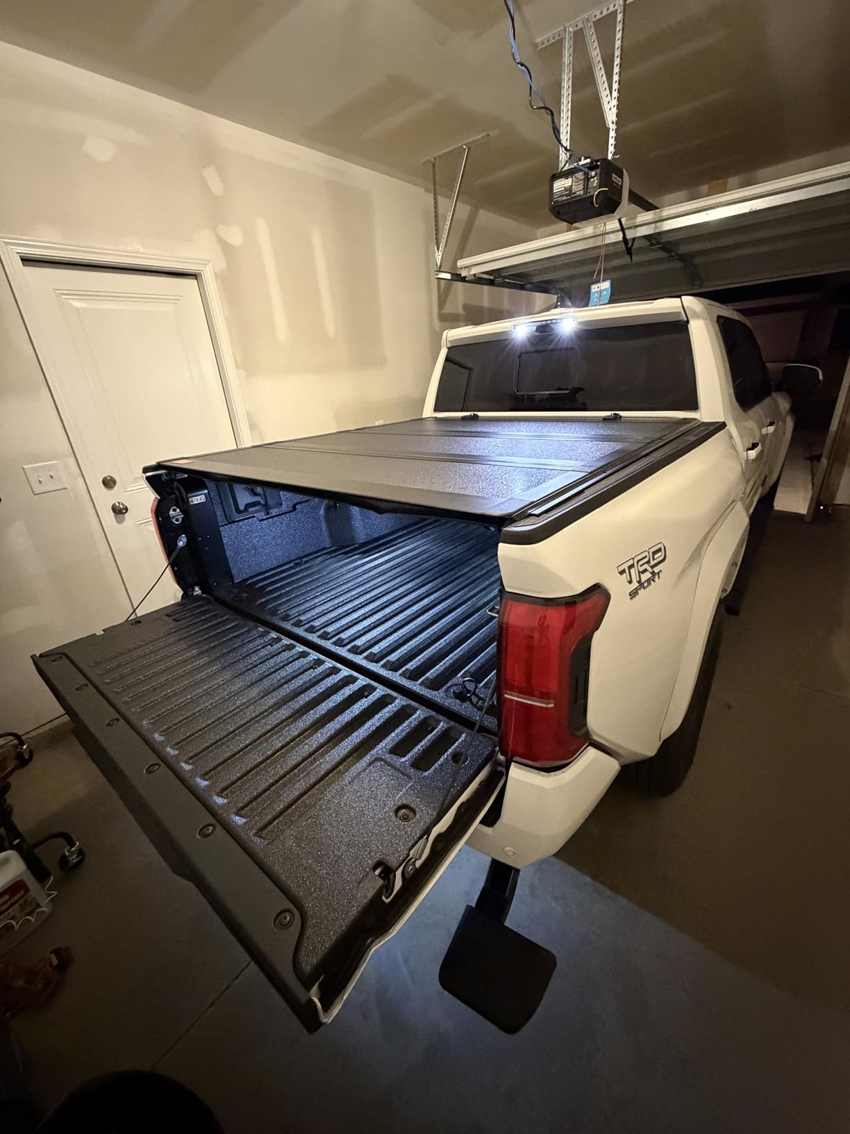 Rough Country Hard Tri-Fold Flip Up Tonneau Cover for Toyota Tacoma (2024-2026) - Flush Aluminum Bed Cover, Fits 5' Bed w/Utility Rail System customer photo 1