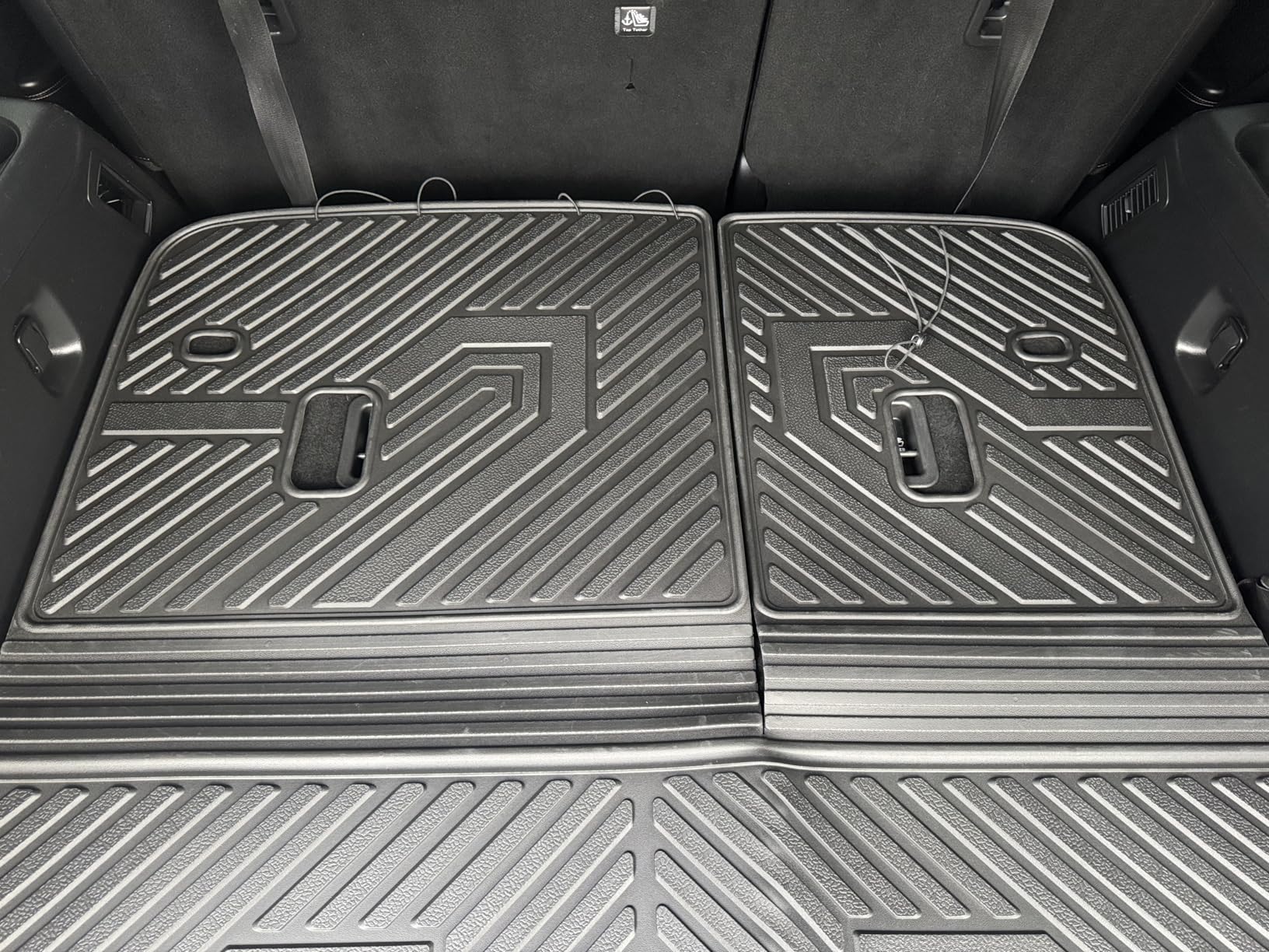 LASFIT Floor Mats for Rivian R1S 2022 2023 2024, All Weather Floor Liner TPE Custom Fit Car Mats for Rivian R1S 1st & 2nd & 3rd Row Rubber Mats customer photo 2