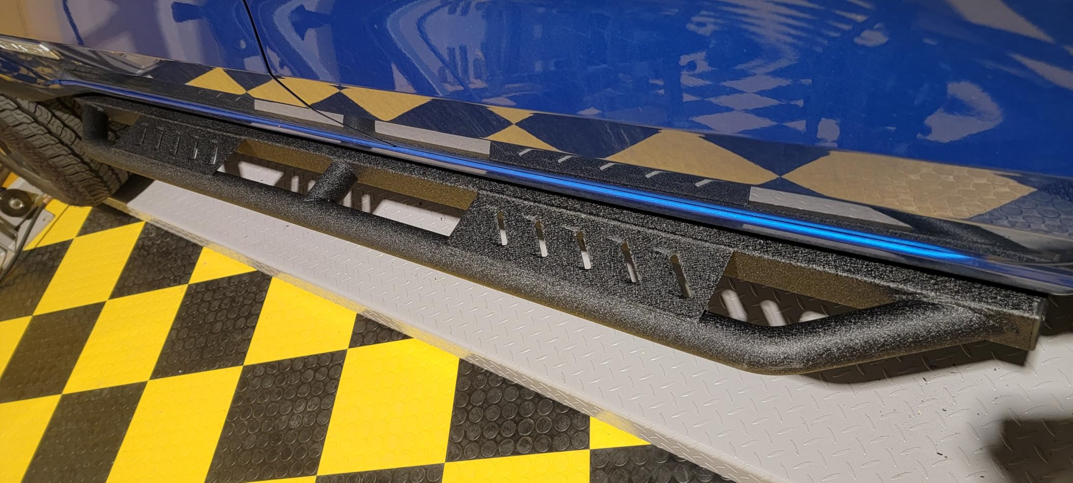 Tyger Auto Trax Side Steps Compatible with 2019-2026 Ram 1500 (Not Fit 19-24 Classic) | Crew Cab | TG-TX7D29398 | Textured Black Rail Running Board customer photo 2