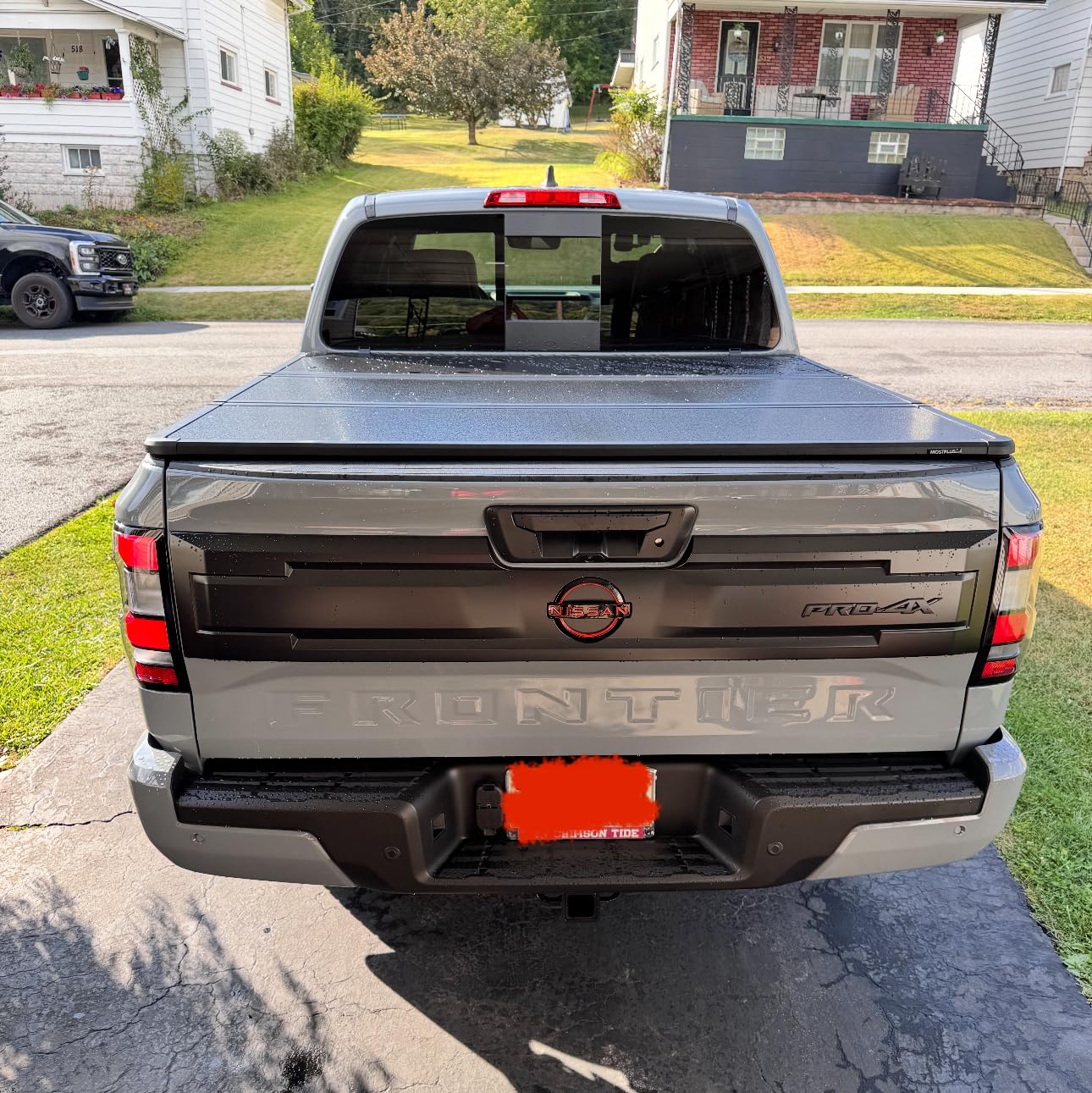 MOSTPLUS 5FT Tri-Fold Hard Truck Bed Tonneau Cover On Top Compatible for 2005-2025 2026 Nissan Frontier 3 Fold Aluminum Bed Cover 60Inch customer photo 2