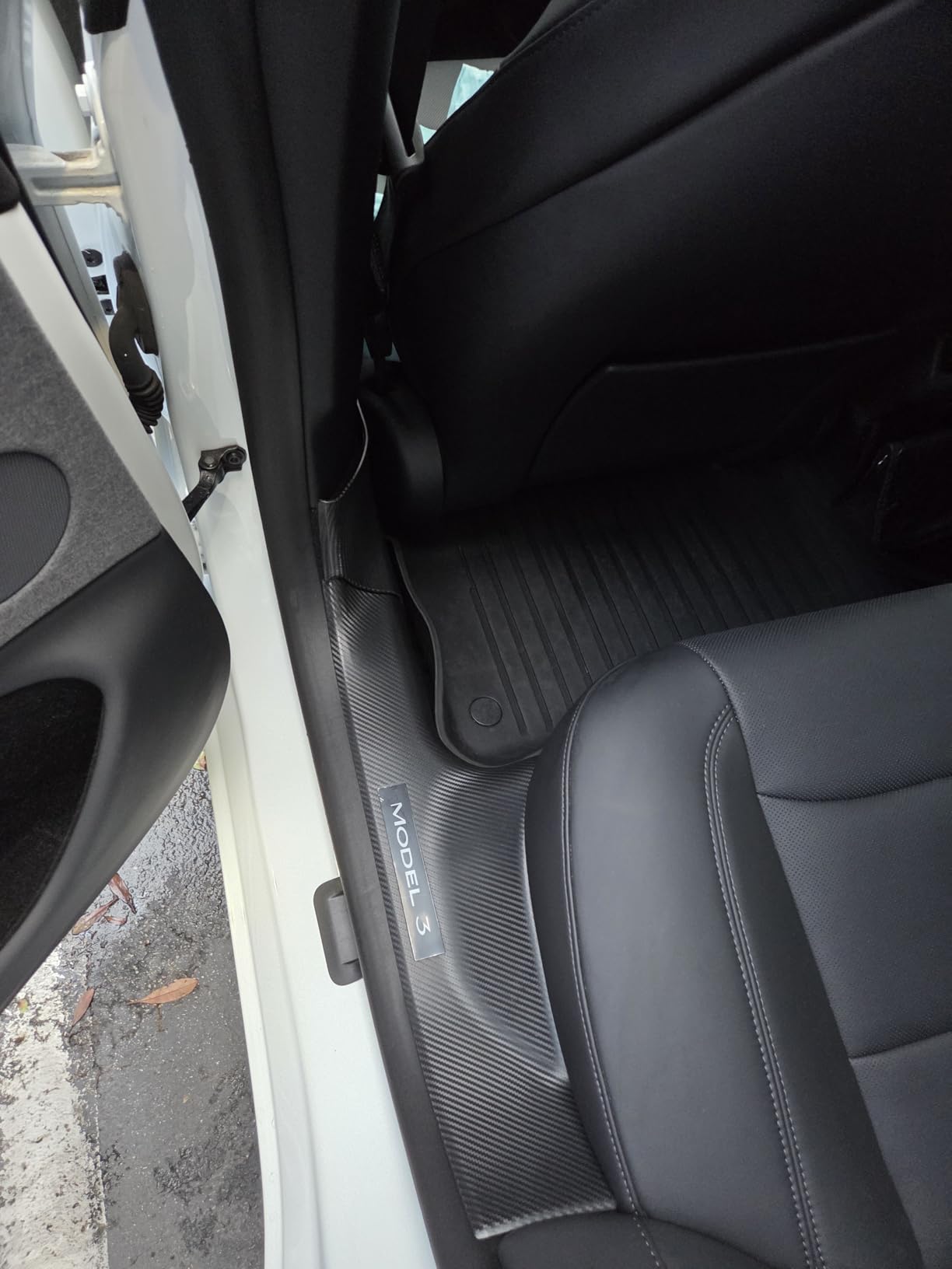 8PCS 2025 Tesla Model 3 Highland Door Sill Protector Door Sill Guards Door Entry Guard Anti-Kick Full Protect Model 3 Interior Accessories Carbon Fiber Door Entry Cover 2024-2025 customer photo 1