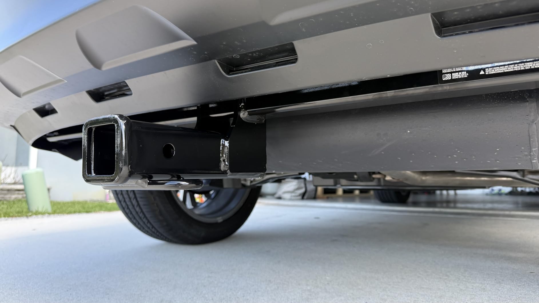 CURT 13615 Class 3 Trailer Hitch, 2-Inch Receiver, Compatible with Select NX250, NX350, NX350h, NX450h+, RAV4, Venza customer photo 2