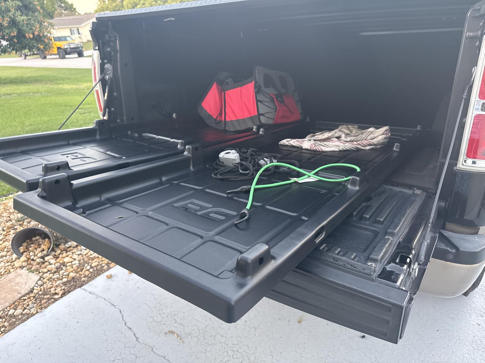 Rough Country Slide-Out Truck Bed Cargo Tray - Mid-Size Bed Organizer for 5' & Shorter Beds, Heavy-Duty Polyethylene, UV-Protected, Easy Tailgate Access customer photo 1
