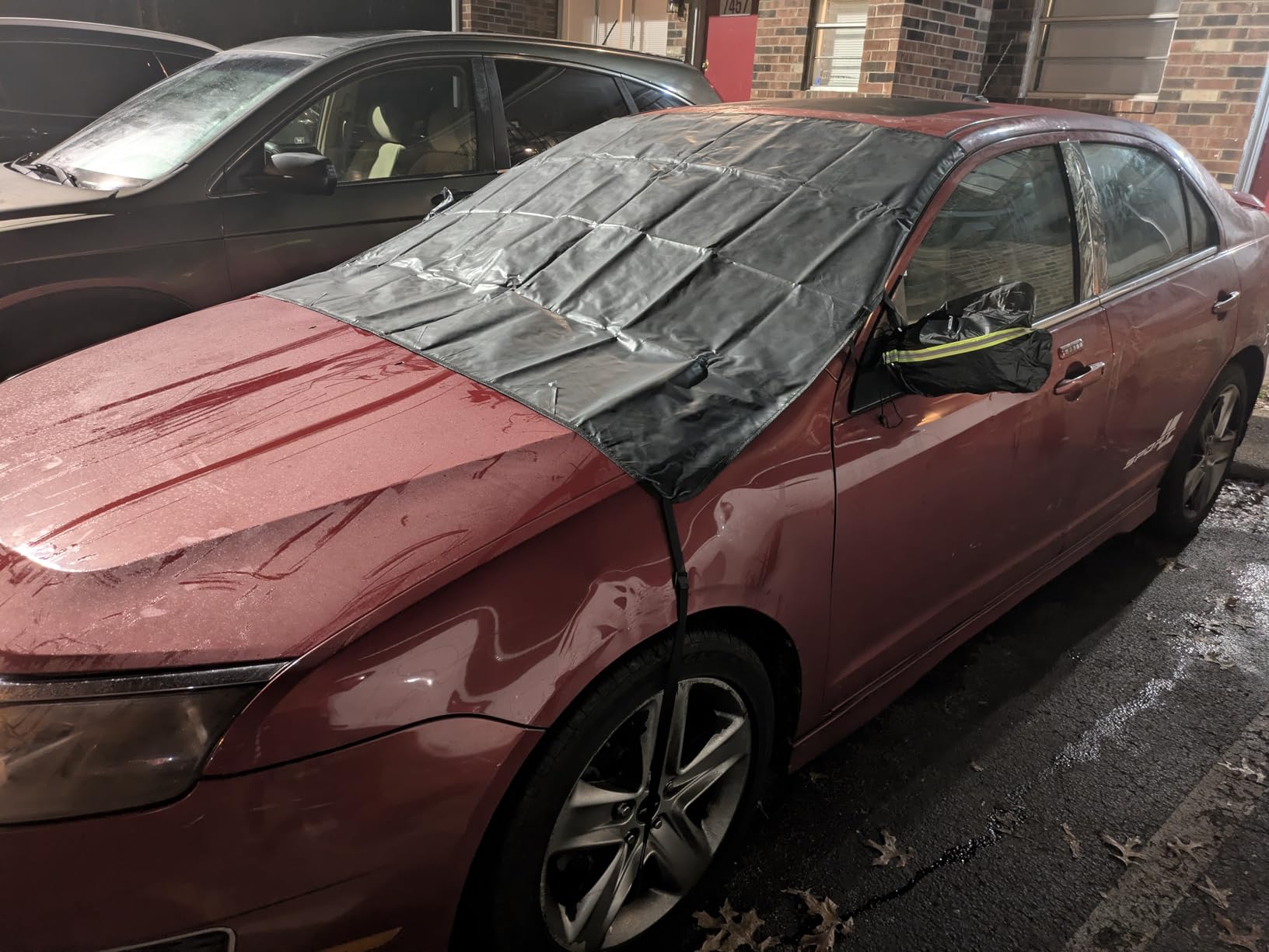 Windshield Cover for Ice and Snow - 600D Oxford Fabric Car Windshield Snow Cover Heavy Duty, Magnetic Car Anti-Snow Cover for Most Sedan Truck SUV Van and MPV, Winter Cars Accessories (70 x 50 Inch) customer photo 1