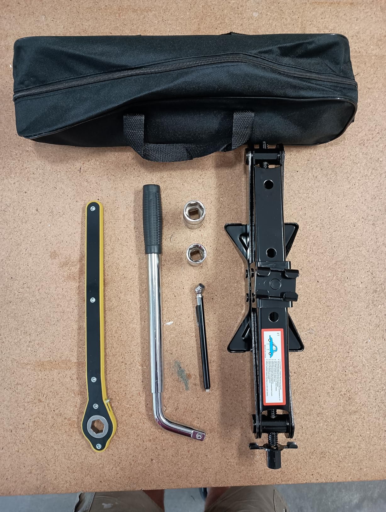 3 Ton (6610 Lbs) Car Jack, Universal Heavy Duty Scissor Jack, Professional Spare Tire Changing Kit with Lug Wrench, Portable Car Emergency Lift Jack Kit for Car, SUV, Sedan, Crossover customer photo 2