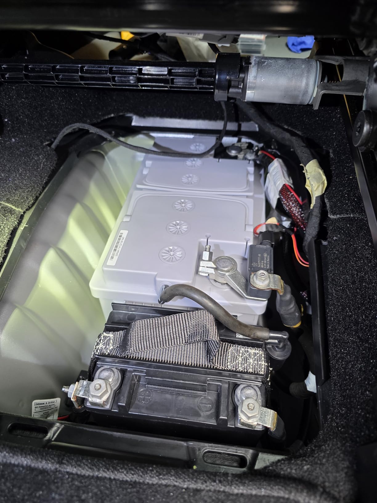 Renogy 12V 70Ah AGM Car Battery H6, Group 48 Start and Stop Automotive Battery with 720 CCA, 120RC, Reliable Power for Cars, SUVs, Trucks customer photo 1