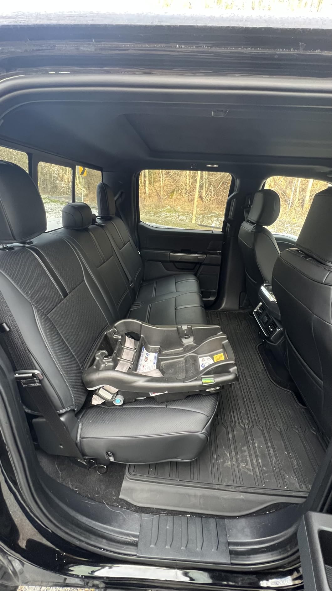 for Ford F150 Seat Covers 2015-2023 2024 2025 2026 (Only Front Seat Covers), Leather Pickup Truck Seat Covers Custom Fit for F-150 XL XLT (Not for Regular Cab) Waterproof Car Accessories Black customer photo 1