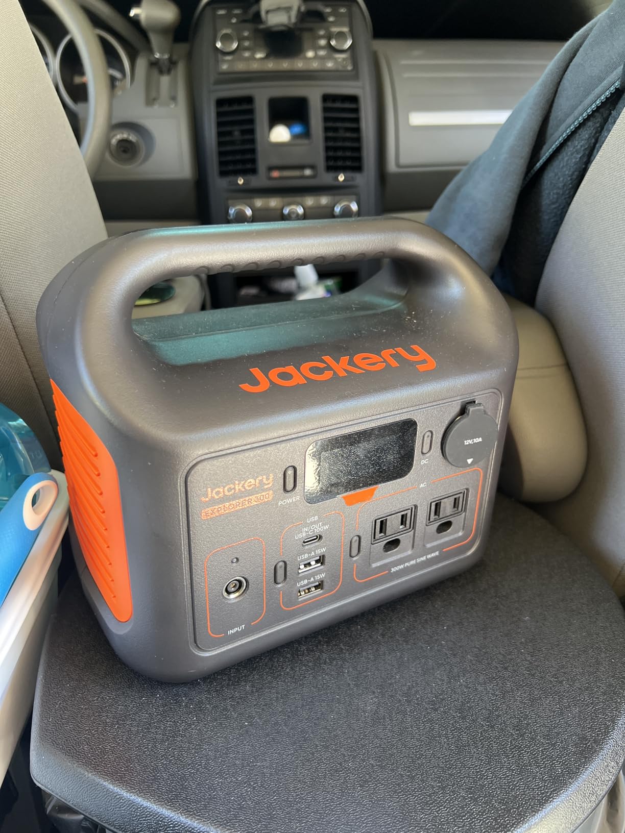 Solar Generator 300, 292Wh Power Station with 40W Solar Panel, 300W Pure Sine Wave AC Outlet for RV Outdoors Camping Travel Blackout customer photo 1