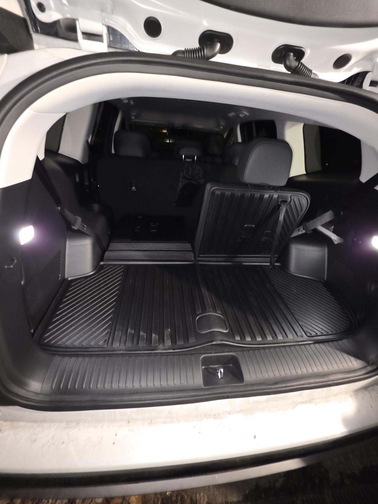 Custom Fit Floor Mats for 2025 2026 Hyundai Ioniq 5, All Weather TPE Floor Liners with Trunk Mat & Backrest Protectors, Odorless Full Set Interior Accessories customer photo 2