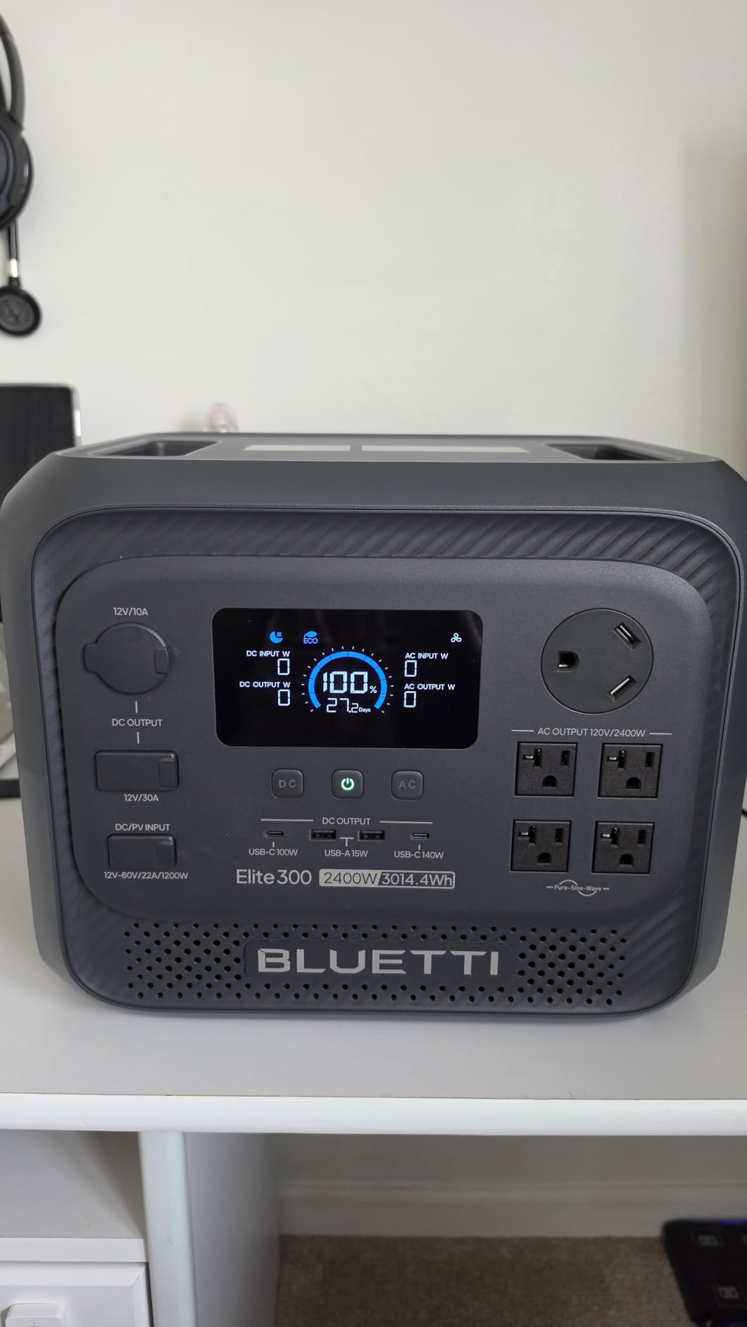 BLUETTI Elite 300 Portable Power Station, 3014Wh LiFePO4 Battery Backup for Home Power Outage, 2400W Solar Generator (4800W Surge), 3kWh Compact Home Backup & RV Power with TT-30 RV Port & 12V/30A DC customer photo 2