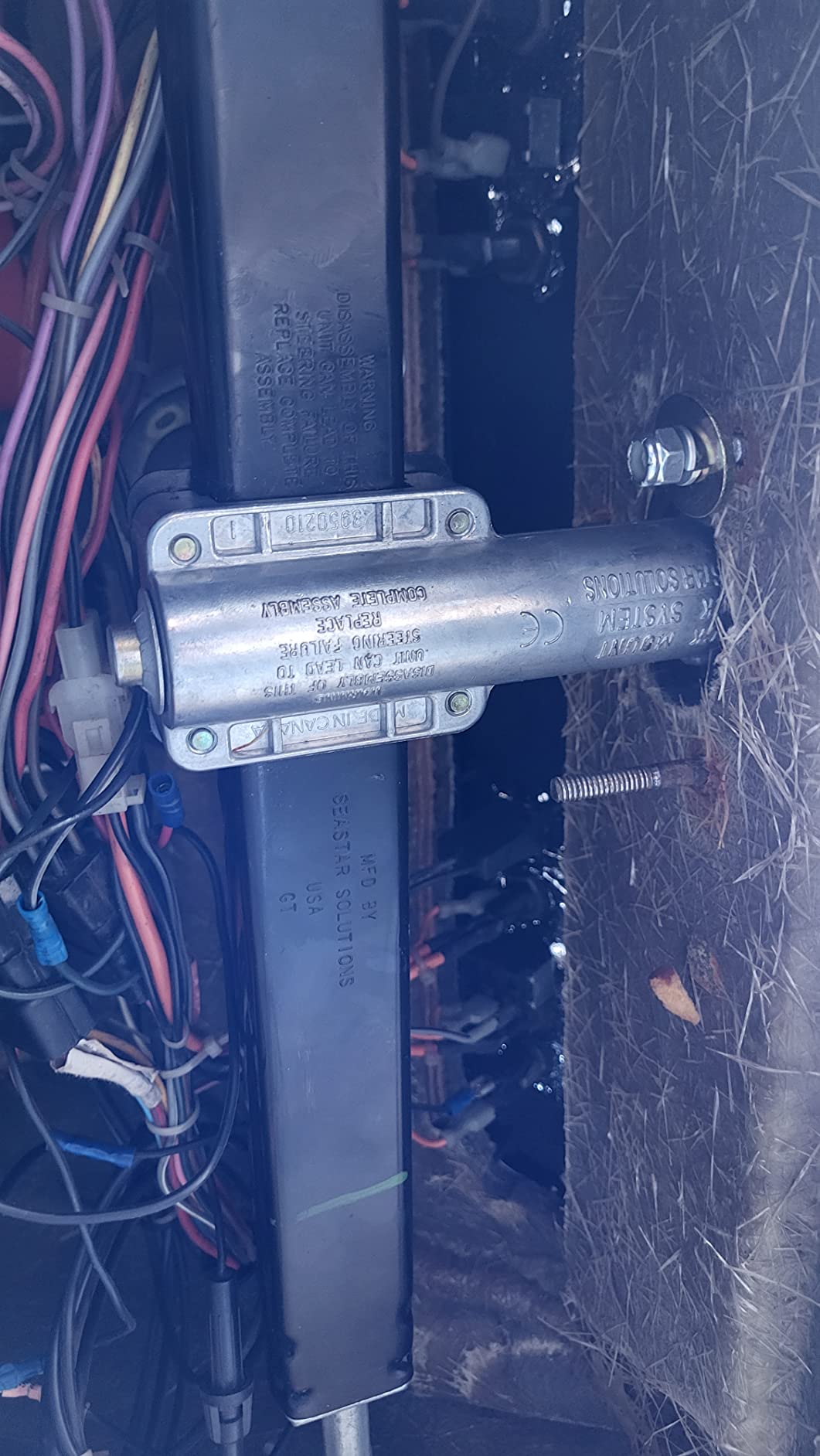 SeaStar Solutions SS141xx Back Mount Rack Steering System customer photo 2