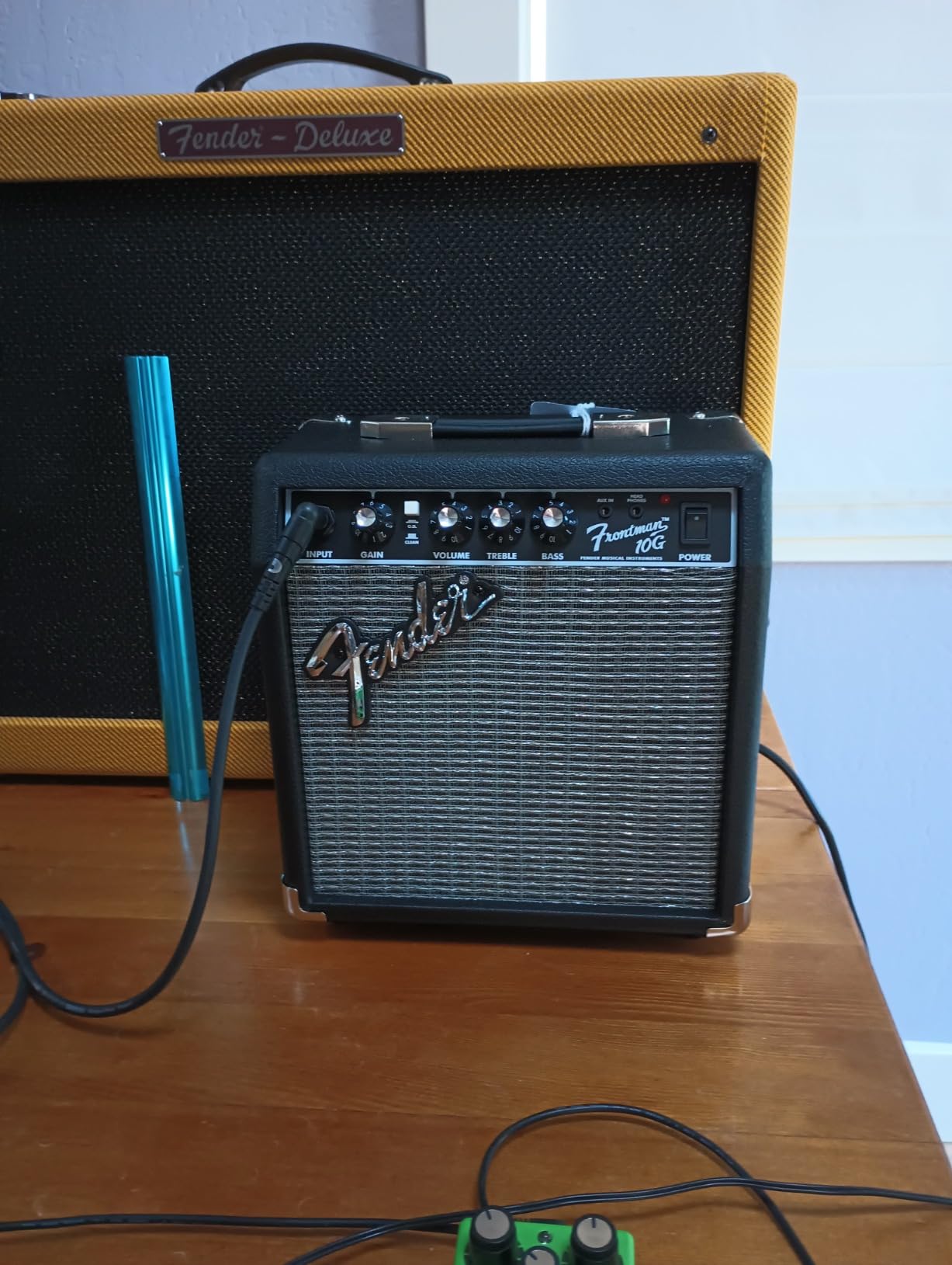 Fender Frontman 10G Electric Guitar Amplifier, 10-Watt Practice Amp with 6