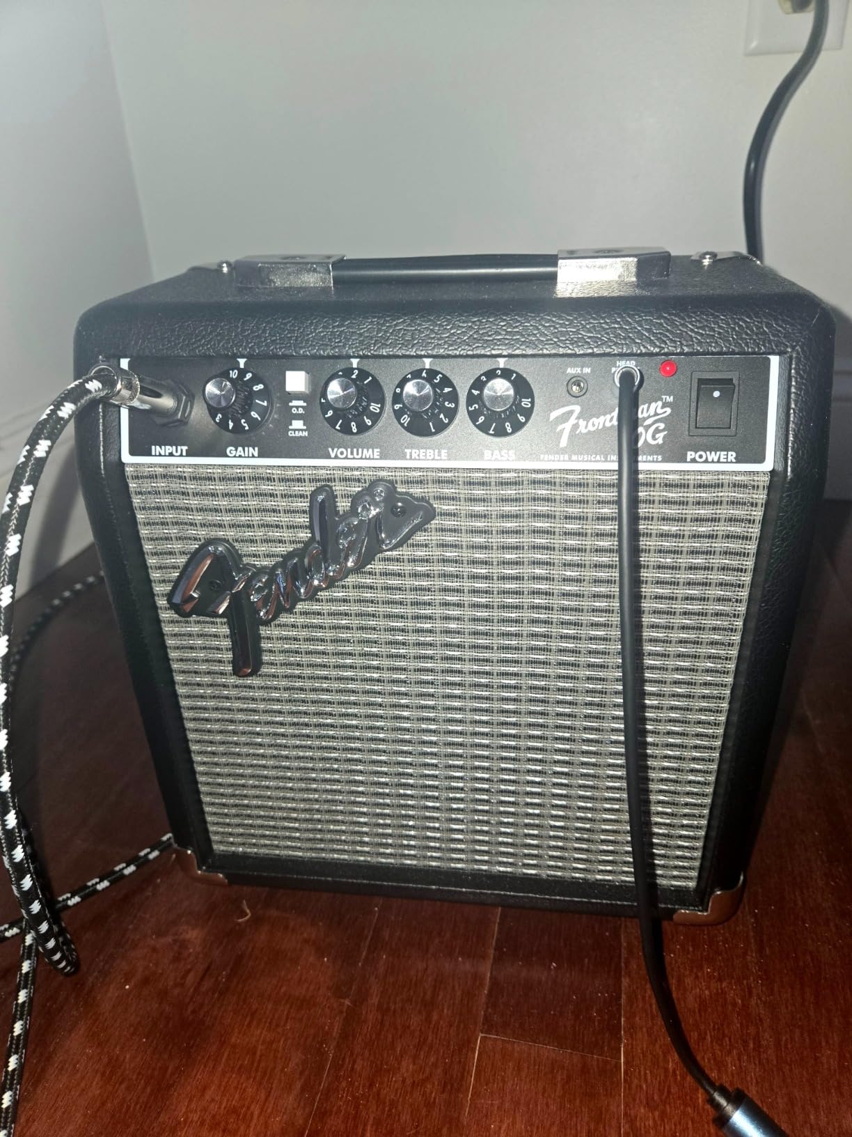 Fender Frontman 10G Electric Guitar Amplifier, 10-Watt Practice Amp with 6