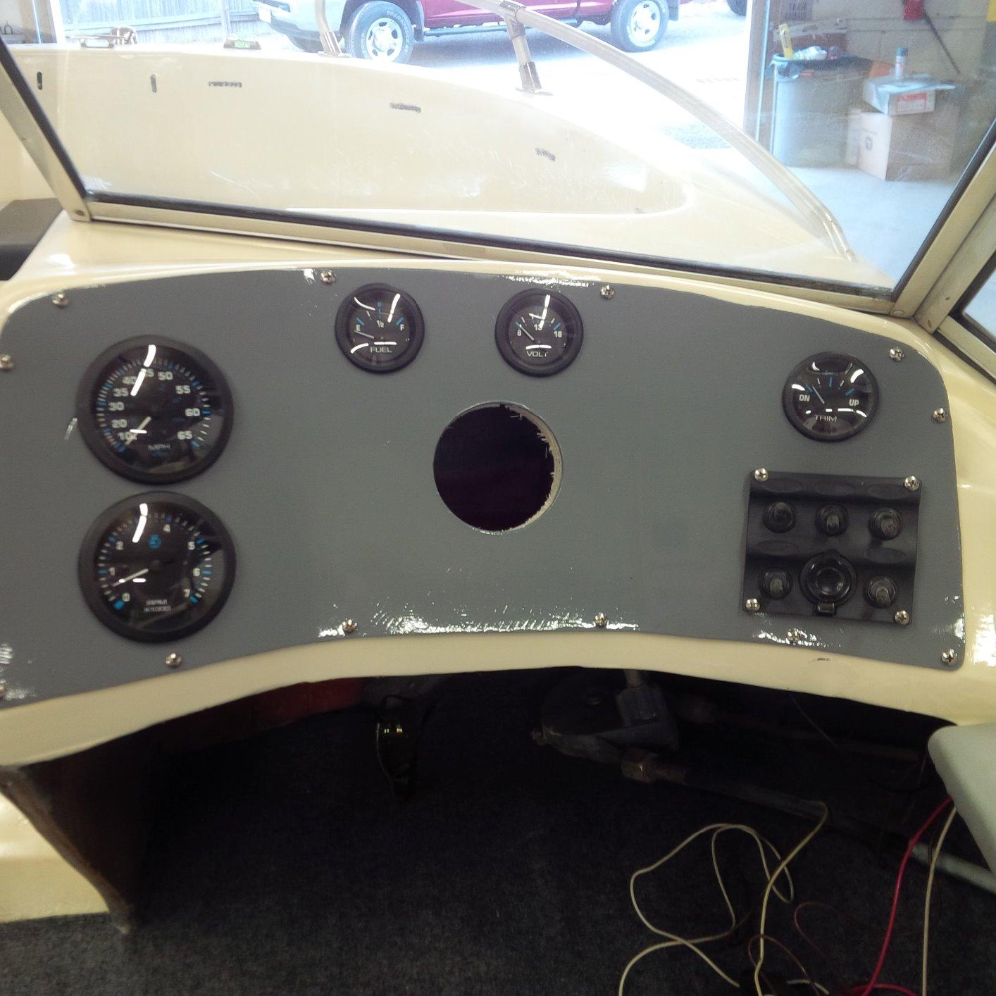 Sierra International Eclipse 4-Gauge Outboard Kit Includes Speedometer, Tachometer, Voltmeter & Fuel Gauges customer photo 1