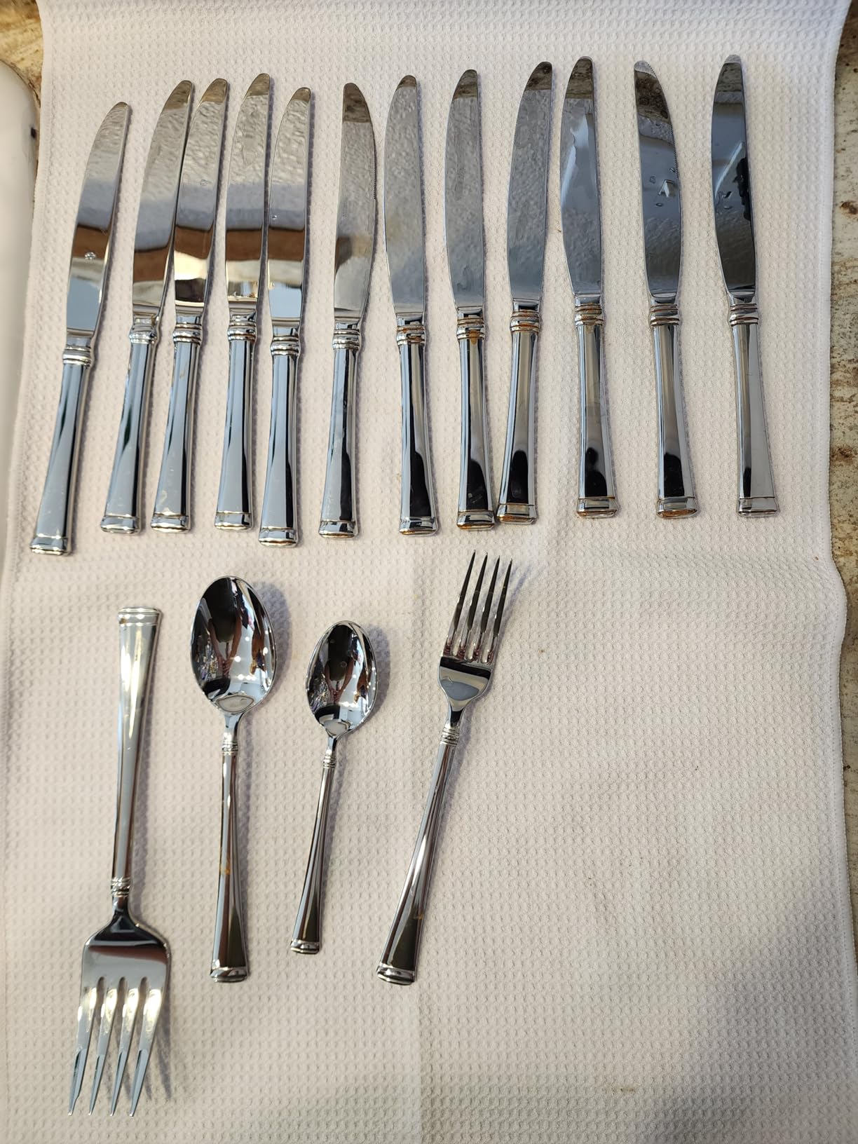 Mikasa Harmony Silverware Set for 12, 65-Piece 18/10 Stainless Steel Flatware Set customer photo 2