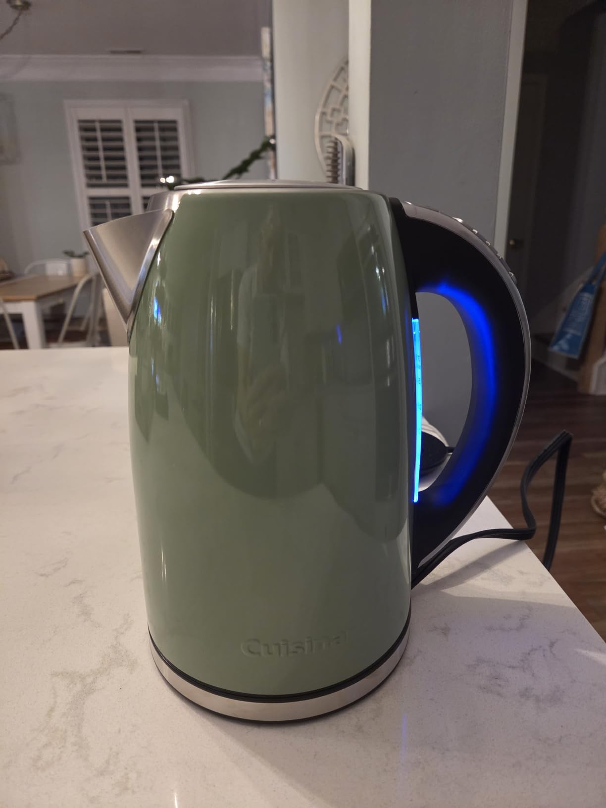 Cuisinart Electric Kettle, 1500W Fast Heating, 6 Temp Presets, 1.7L | Bring water to a boil with Cuisinart PerfecTemp cordless electric tea kettle, includes auto shutoff & 360° base, CPK-17P1 customer photo 2