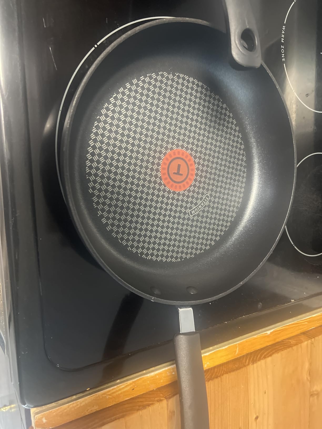 T-Fal Ultimate Hard Anodized Nonstick Fry Pan Set, 2-Pack, 8, 10 in, Onyx | Titanium nonstick coating, Thermo-Spot heat indicator, Oven safe to 400°F, Riveted silicone handles, Dishwasher safe customer photo 1