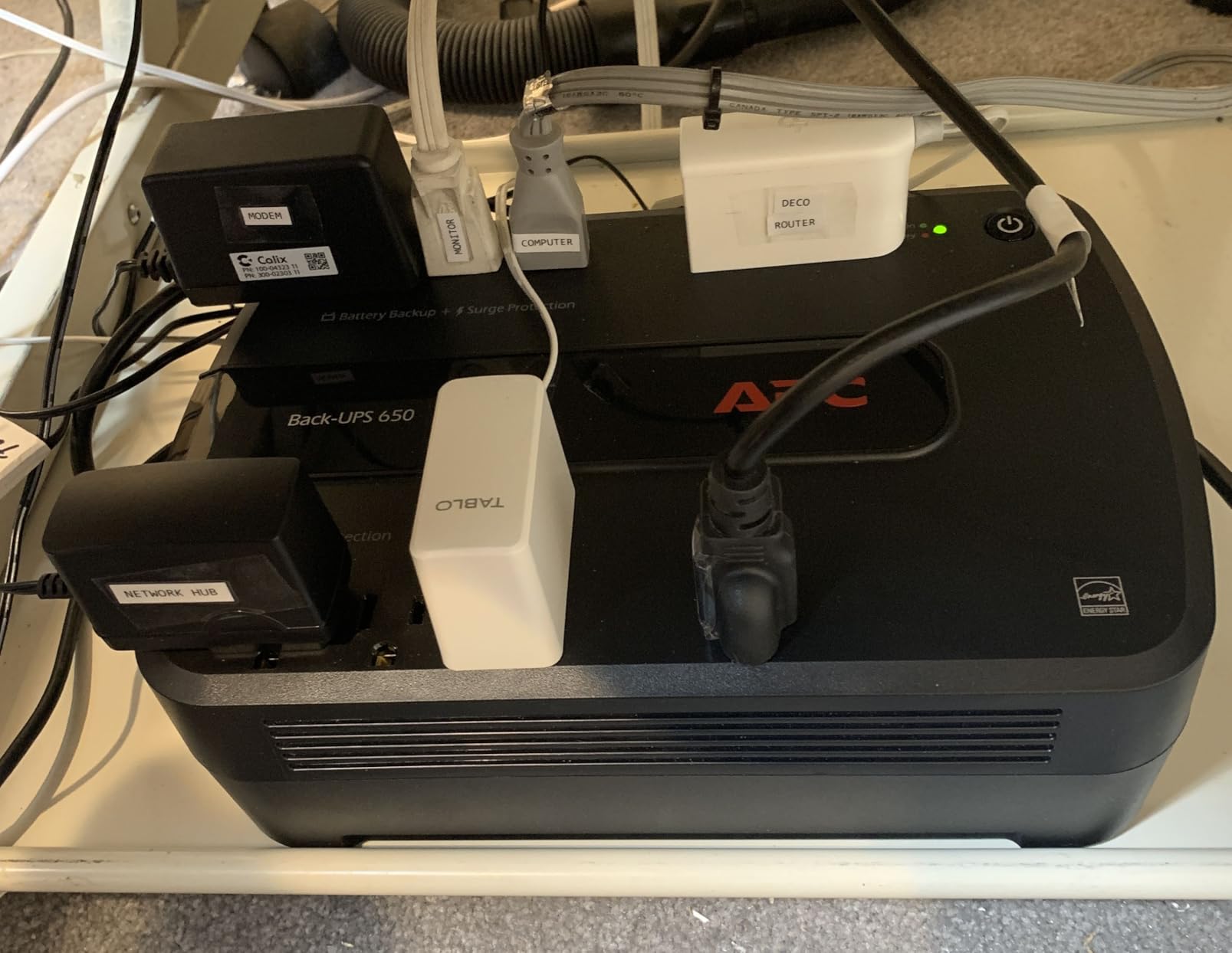 APC UPS 650VA/390W Battery Backup & Surge Protector for PC, NAS | BE650G1 customer photo 2