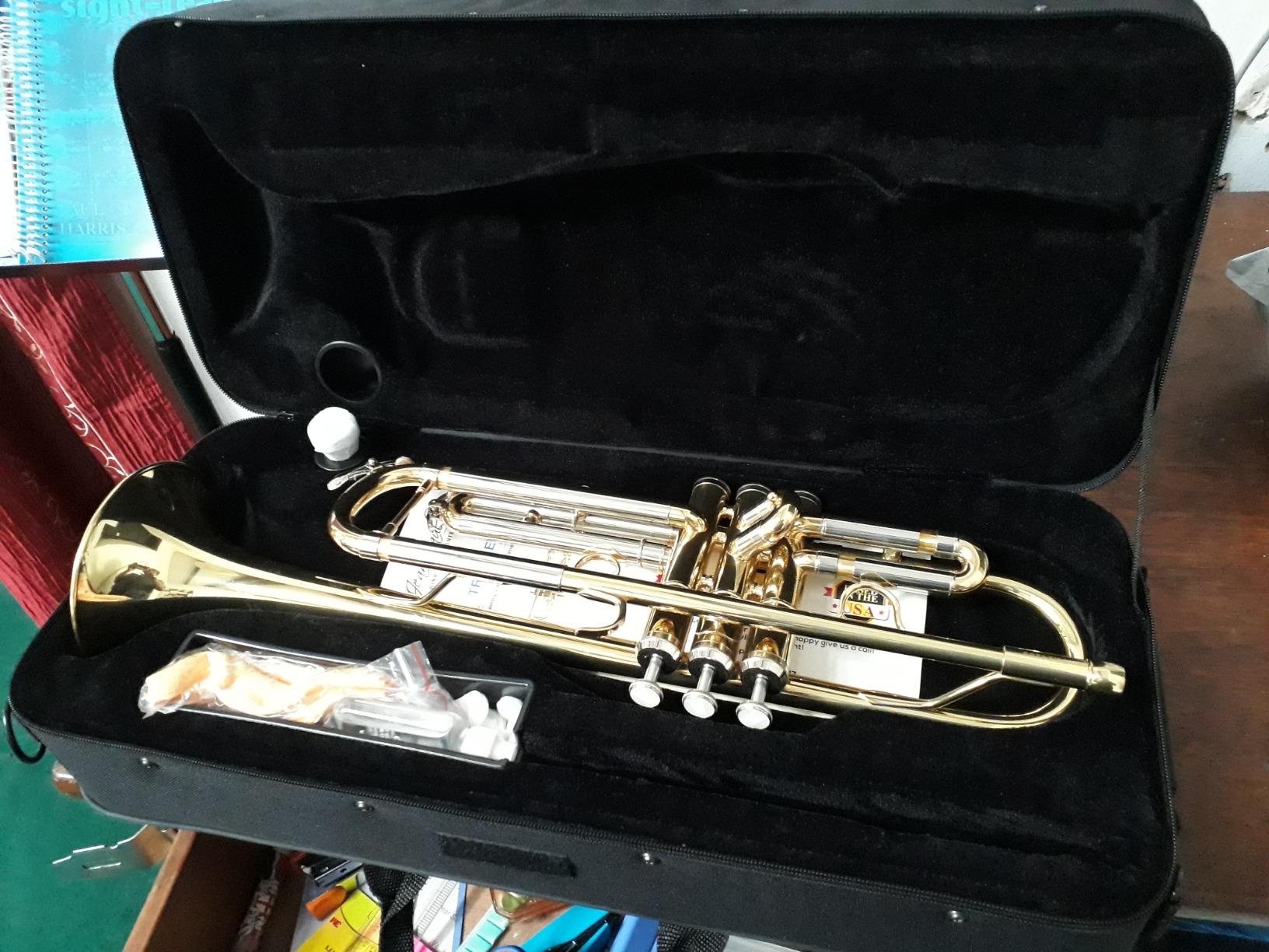 Jean Paul TR-330 Student Bb Trumpet, Two-Piece Yellow Brass Bell, Stainless Steel Valves, U.S. Play-Tested, Gold Lacquer Finish, 7C Mouthpiece and Semi-Hard Case Included customer photo 2