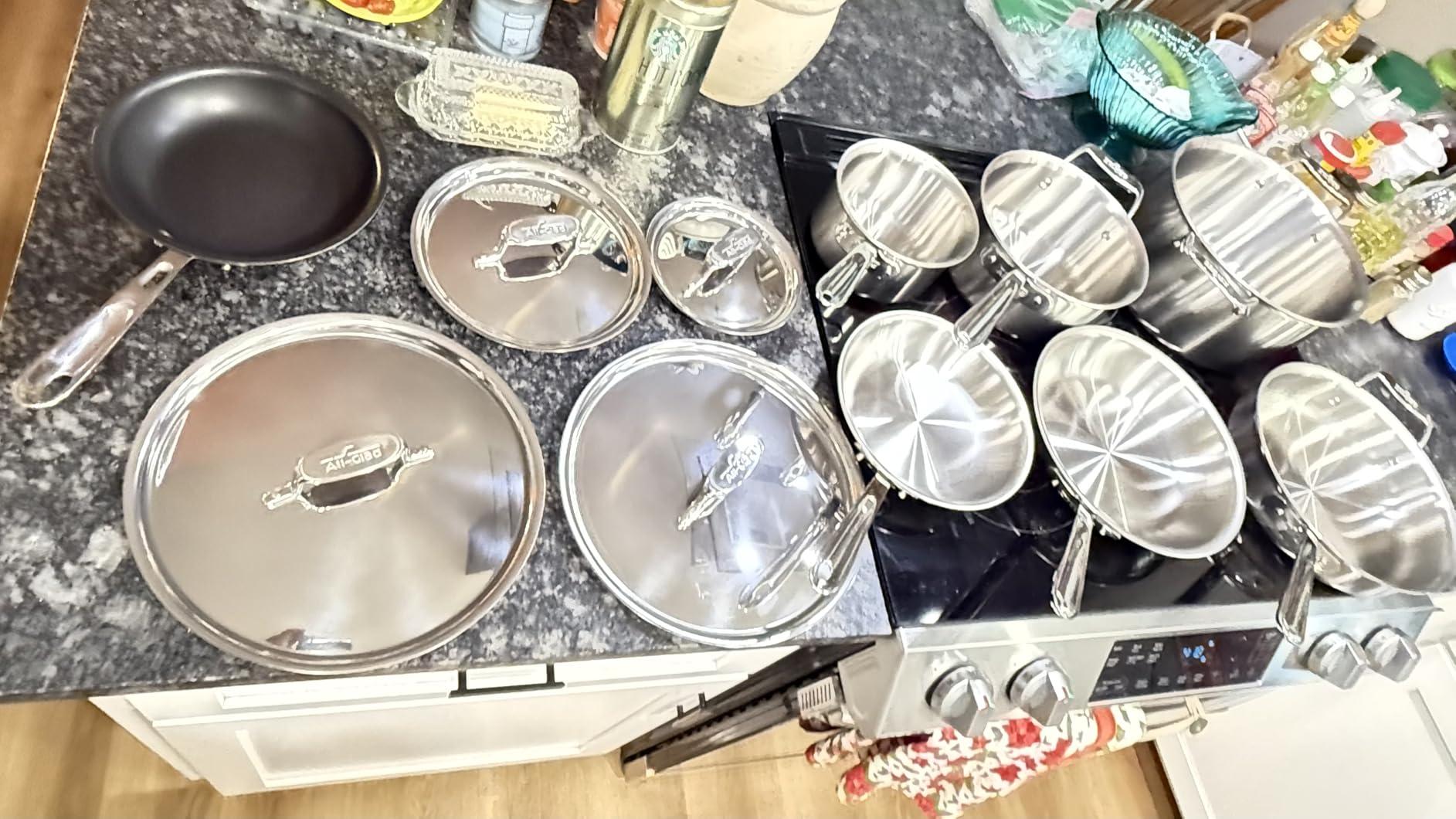 All-Clad D5® Stainless Steel Core 10 Piece Cookware Set- Made in USA- The Upgrade for Supremely Even Heat- Includes Frying Pans, Saucepan, Sautépan, Stockpot -Oven Safe & Induction Compatible customer photo 1