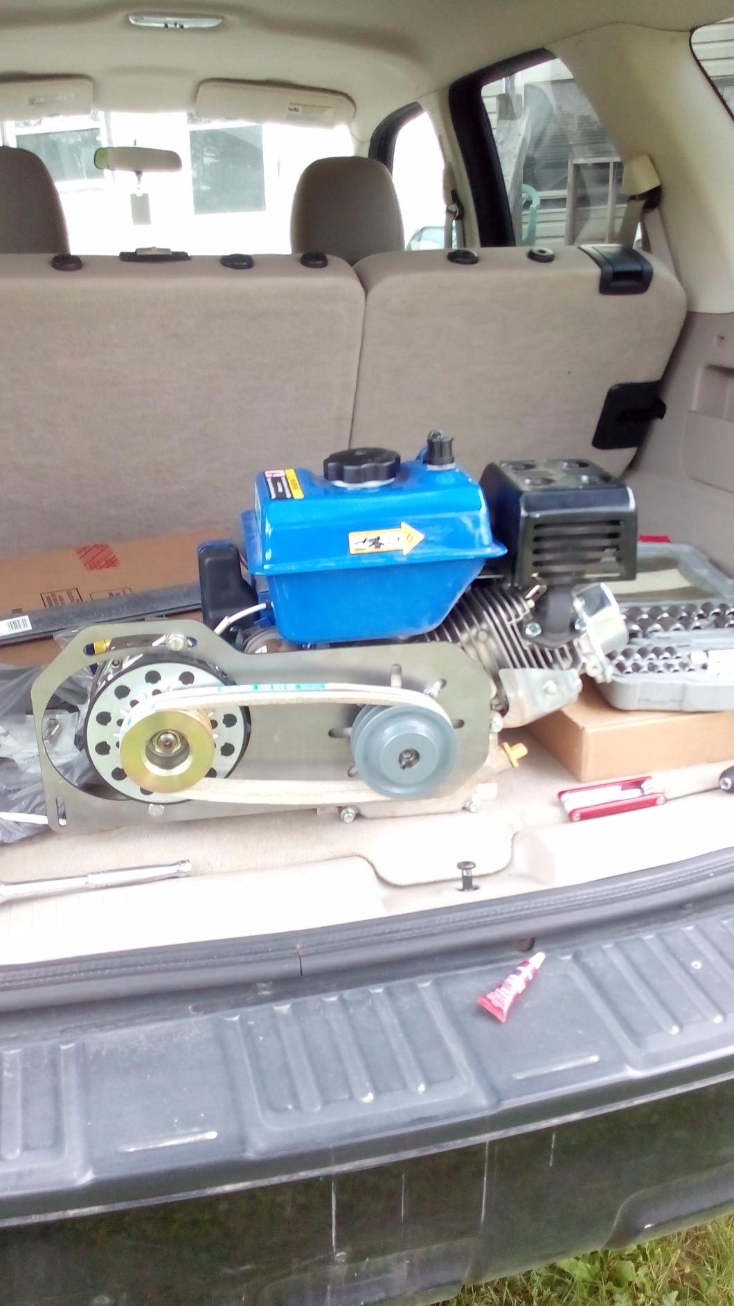 DuroMax XP7HPE 208cc Electric Start Gas Powered, 50 State Approved, Multi-Use Engine Blue customer photo 1