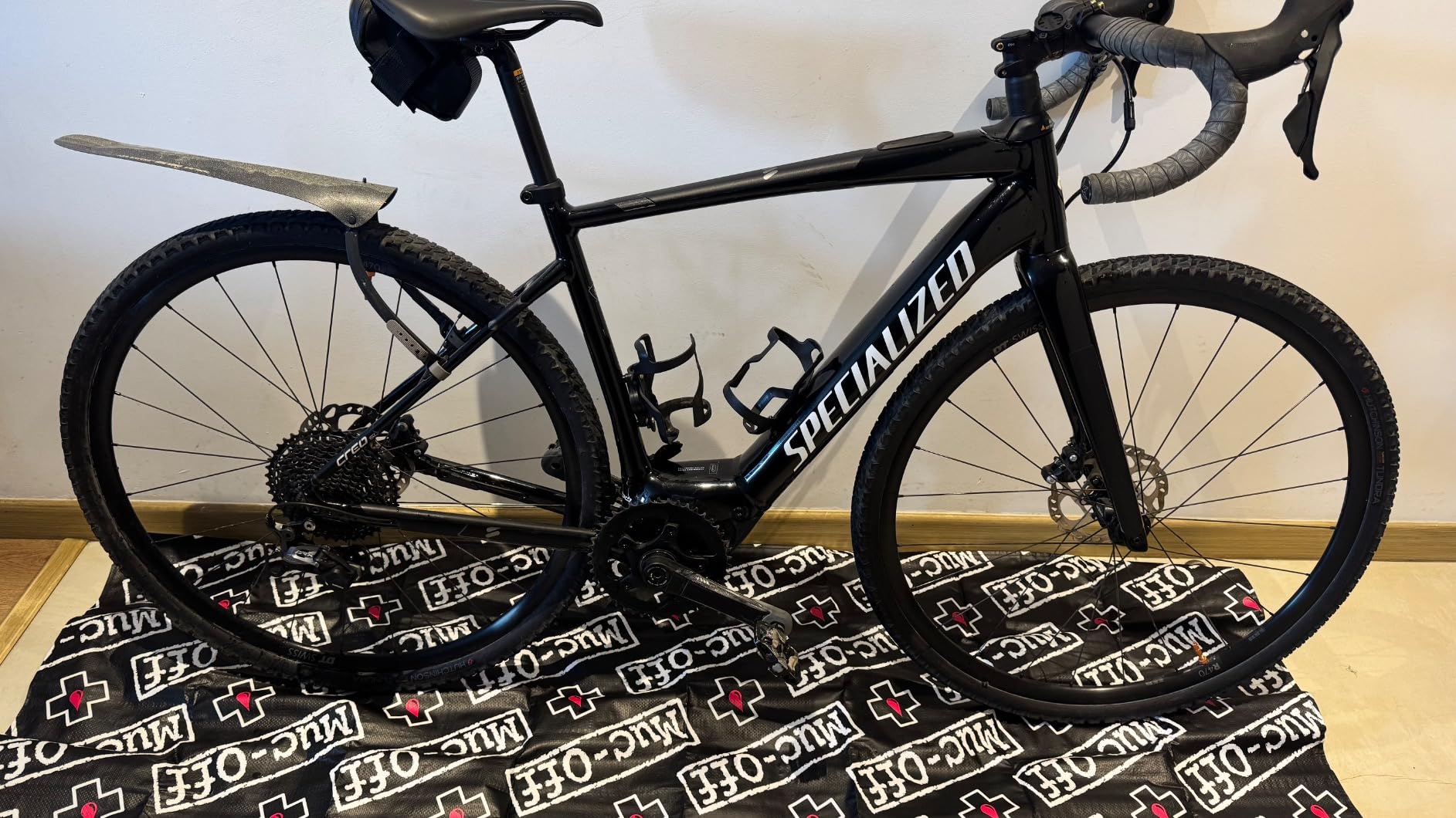 Muc-Off Foldable Waterproof Bike Mat, Black, One Size customer photo 2