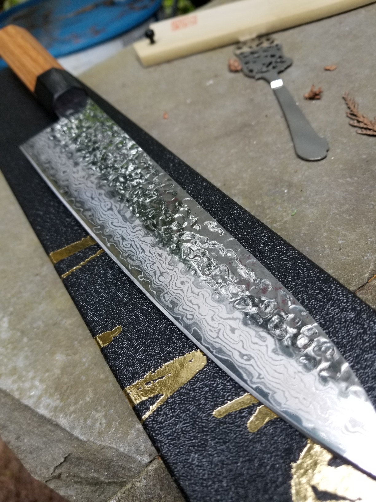 Yoshihiro VG10 46 Layers Hammered Damascus Gyuto Japanese Chefs Knife (Octagonal Ambrosia Handle) (8.25