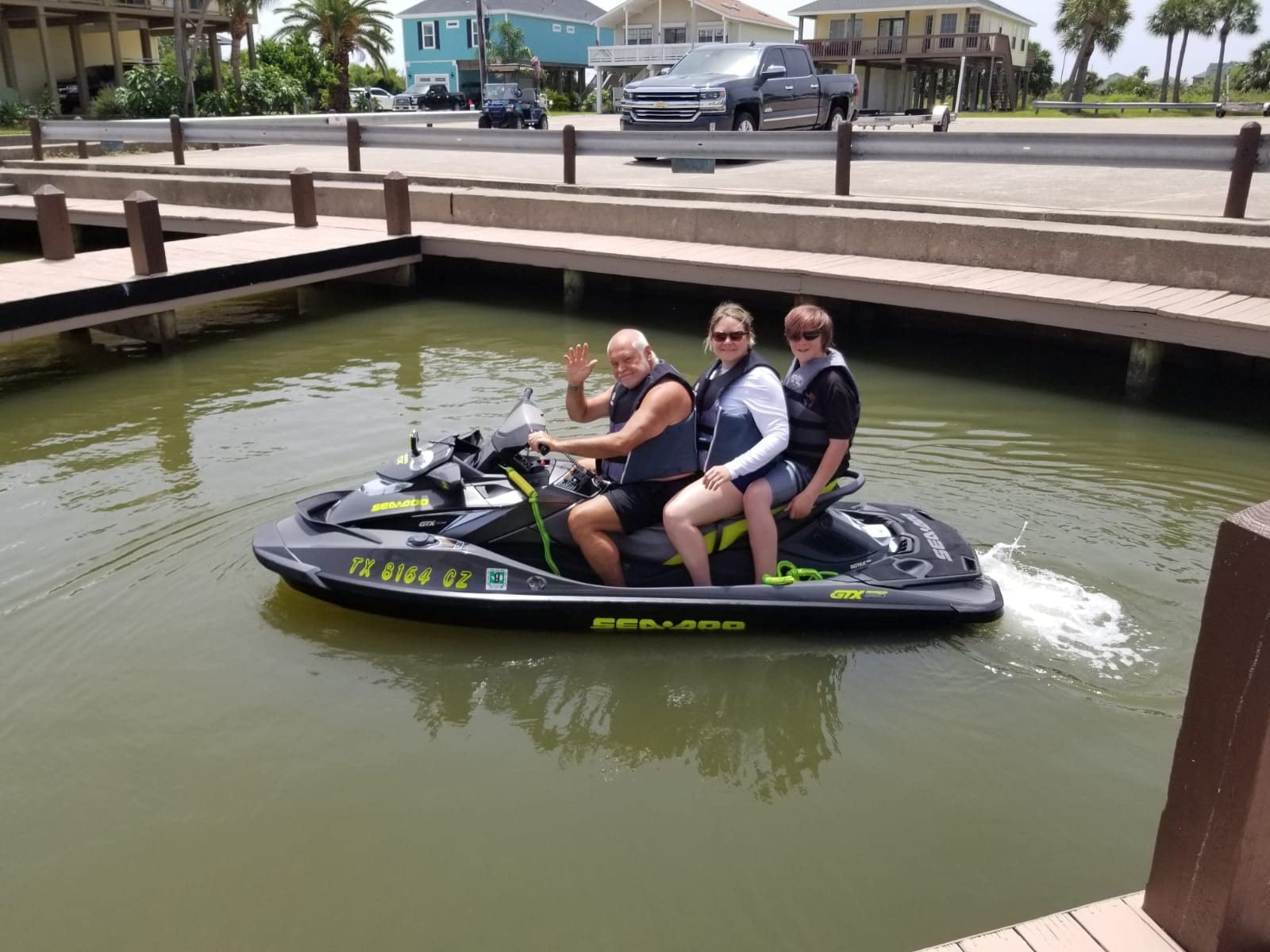 Rule LoPro Series Bilge Pumps, Compact, Horizontal or Vertical Mounting, 360 Degree Discharge customer photo 1