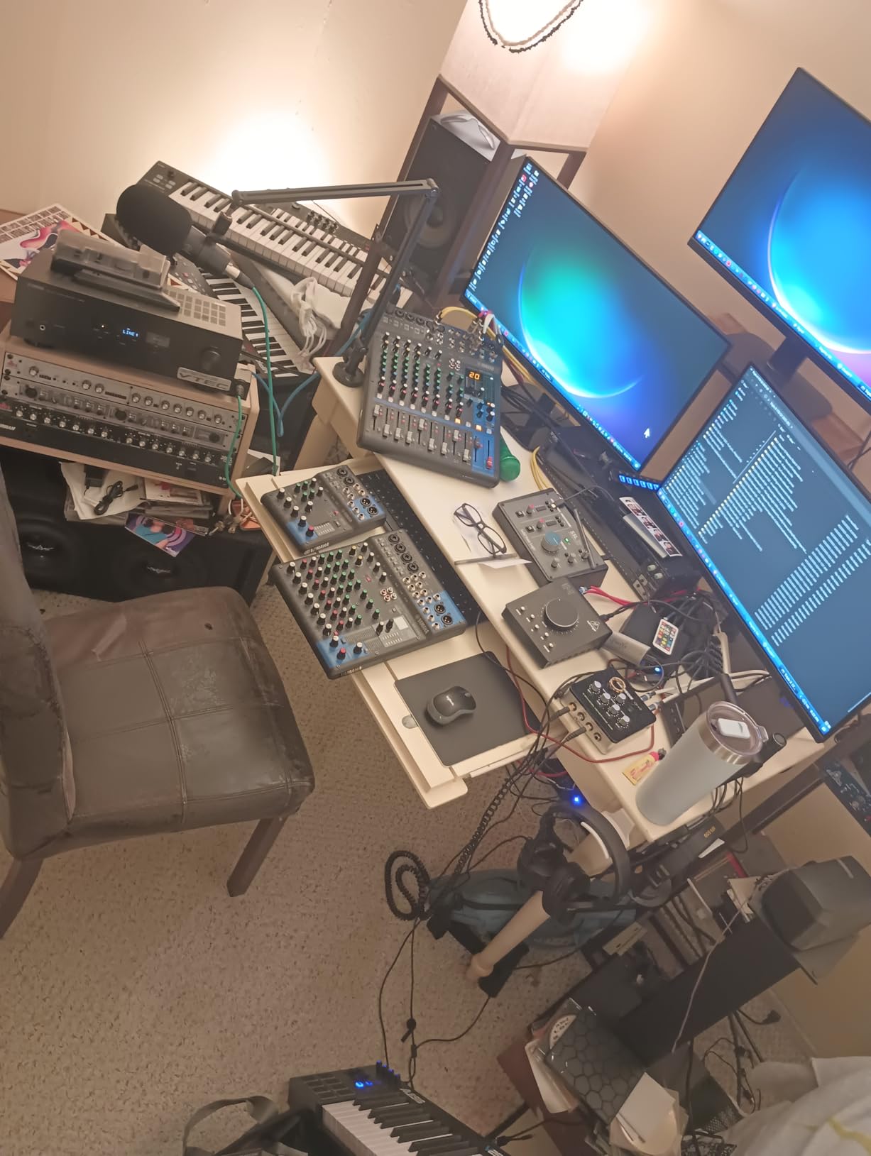 Yamaha MG10 10-Input Stereo Mixer, XLR Connectivity, Black customer photo 2