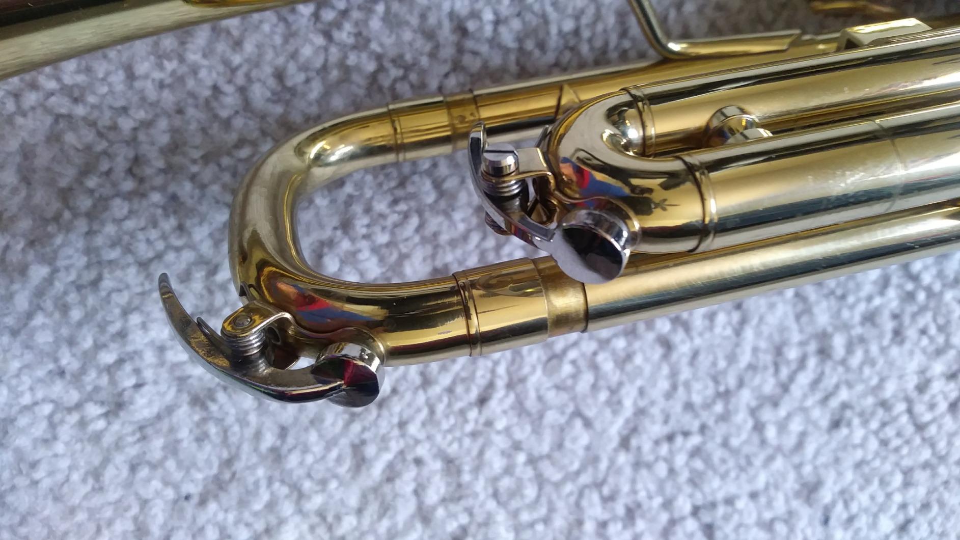 Mendini By Cecilio Bb Standard Trumpet Set for Beginners - Gold | Brass Trumpet Instrument with Hard Case, 7C Mouthpiece, Valve Oil, Cleaning Cloth, Maintenance Kit & Gloves customer photo 1