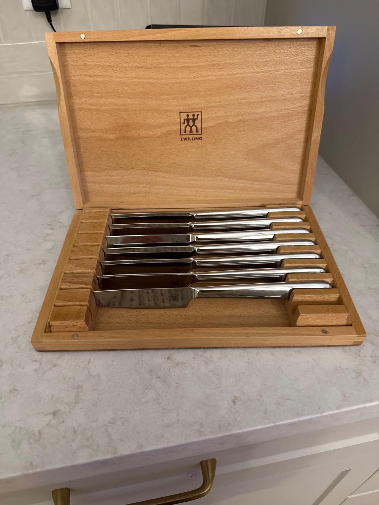 Zwilling Ultra-Sharp Steak Knives Set of 8 with Wood Gift Box | Slice Through Steak, Pork Chops, & Chicken Cutlets with ZWILLING Serrated Steak Knives. Durable, Forged and Easy to Clean. customer photo 1