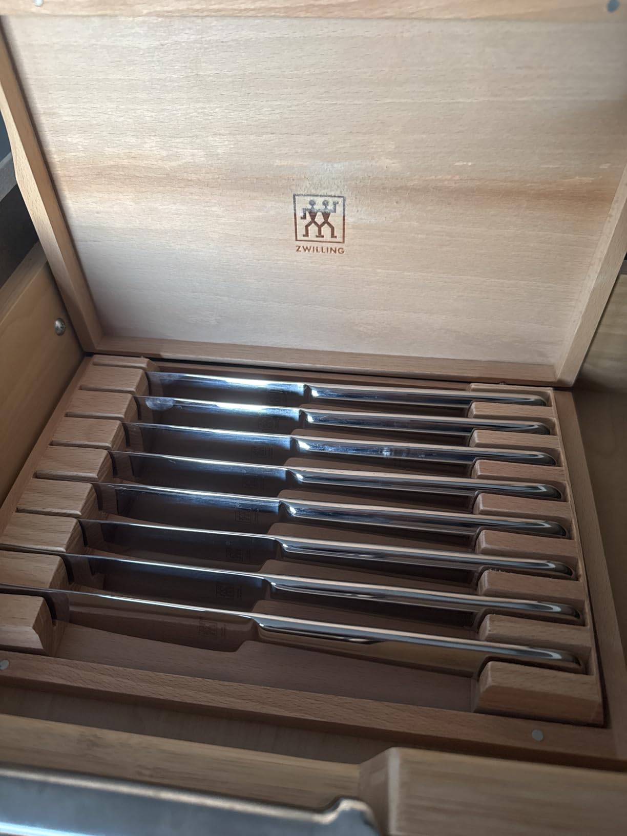 Zwilling Ultra-Sharp Steak Knives Set of 8 with Wood Gift Box | Slice Through Steak, Pork Chops, & Chicken Cutlets with ZWILLING Serrated Steak Knives. Durable, Forged and Easy to Clean. customer photo 2